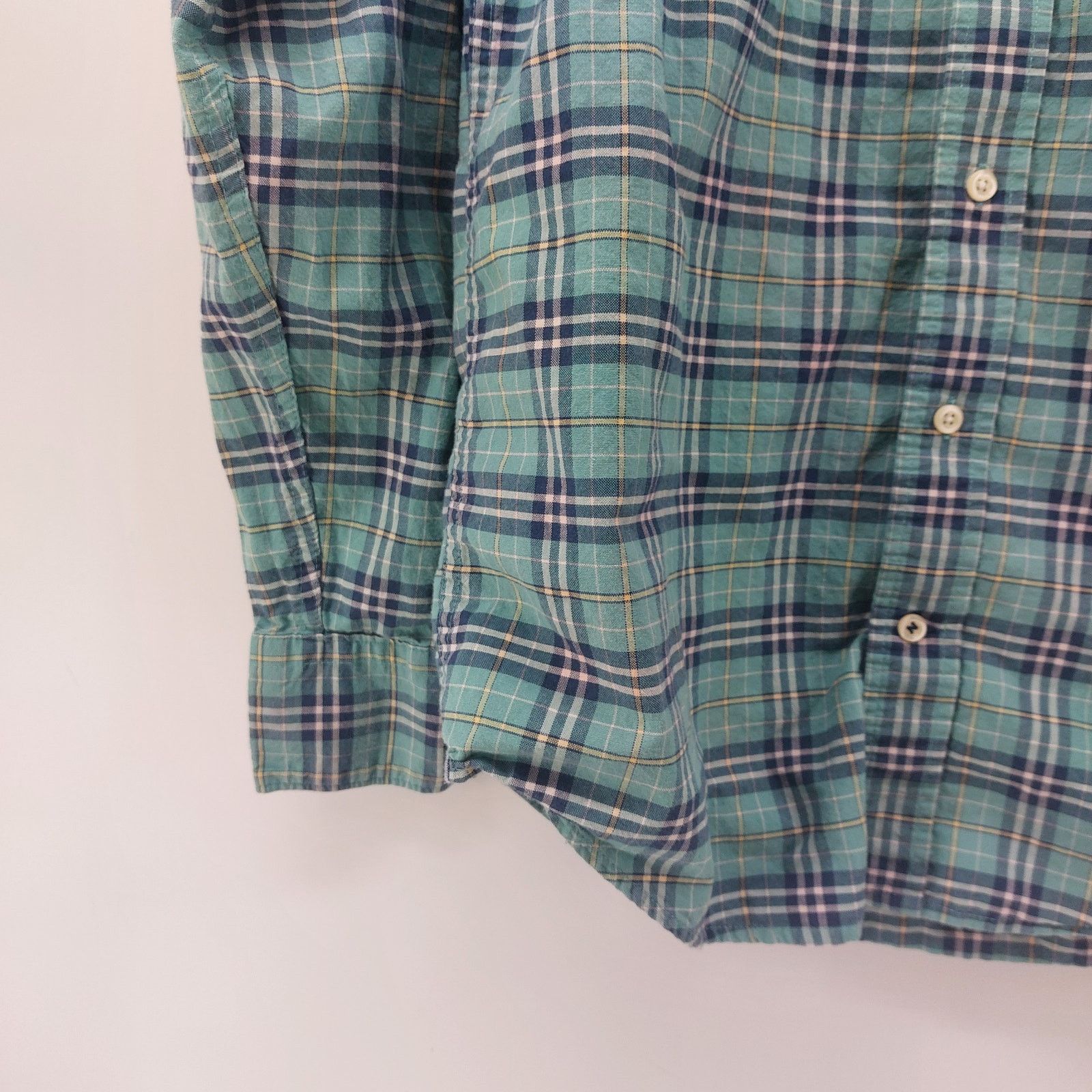 Izod Izod Saltwater Men's Relaxed Classic Plaid Button down S Size US S / EU 44-46 / 1 - 5 Thumbnail