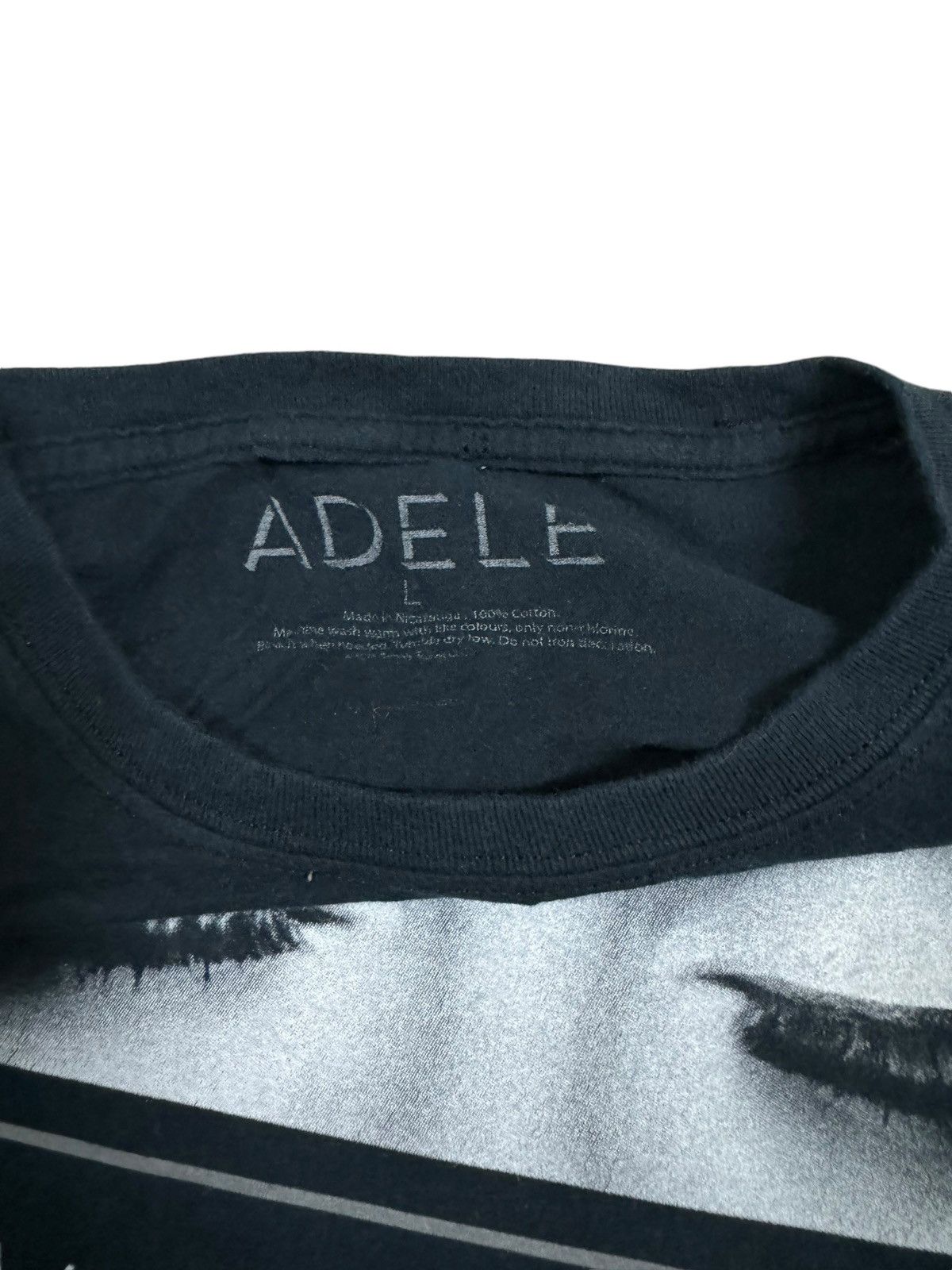 Band Tees ADELE Live 2016 Tour Shirts Size US L / EU 52-54 / 3 - 6 Thumbnail