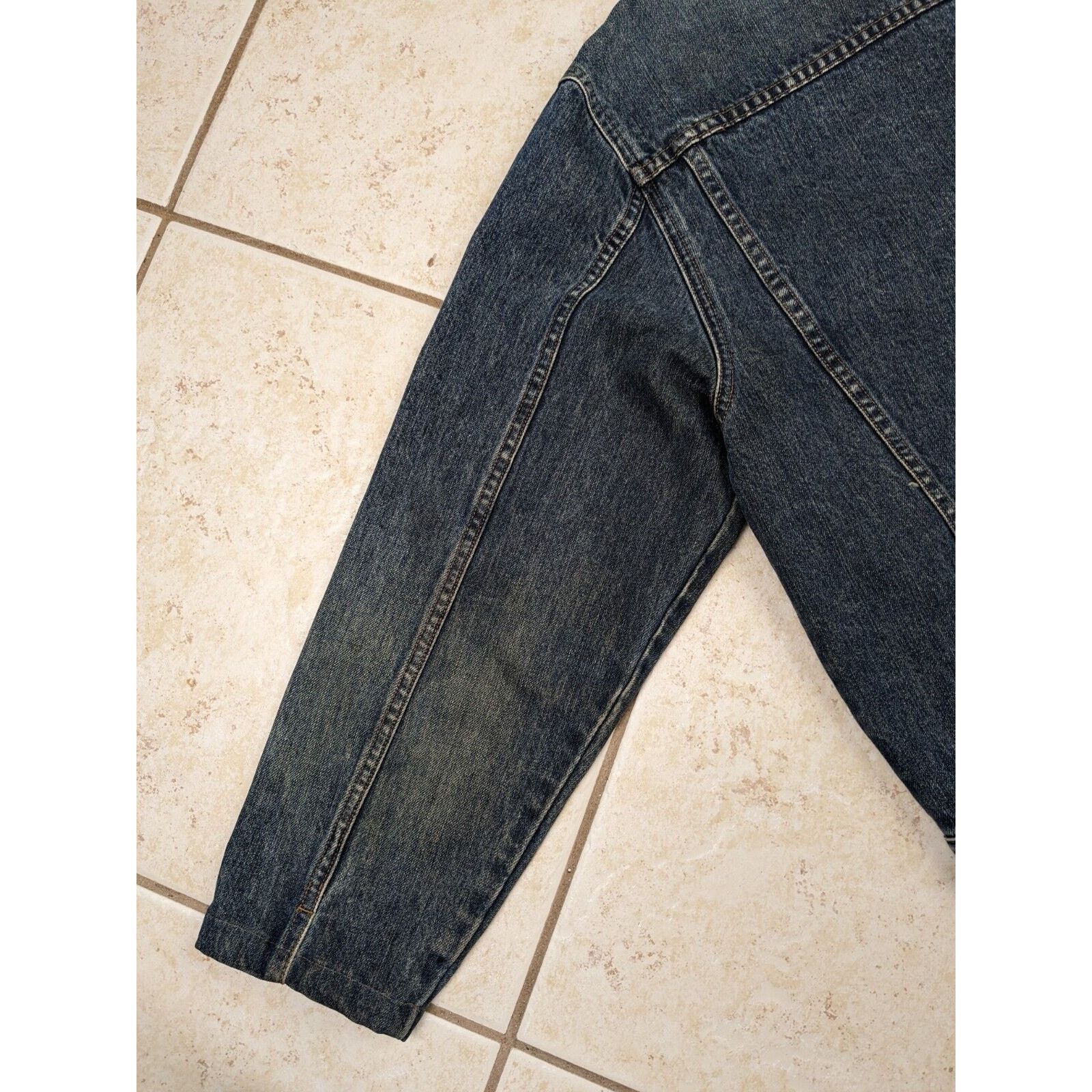 Calvin Klein Vtg Calvin Klein Men's L Denim Jeans Trucker Coat Jacket Size US L / EU 52-54 / 3 - 15 Thumbnail