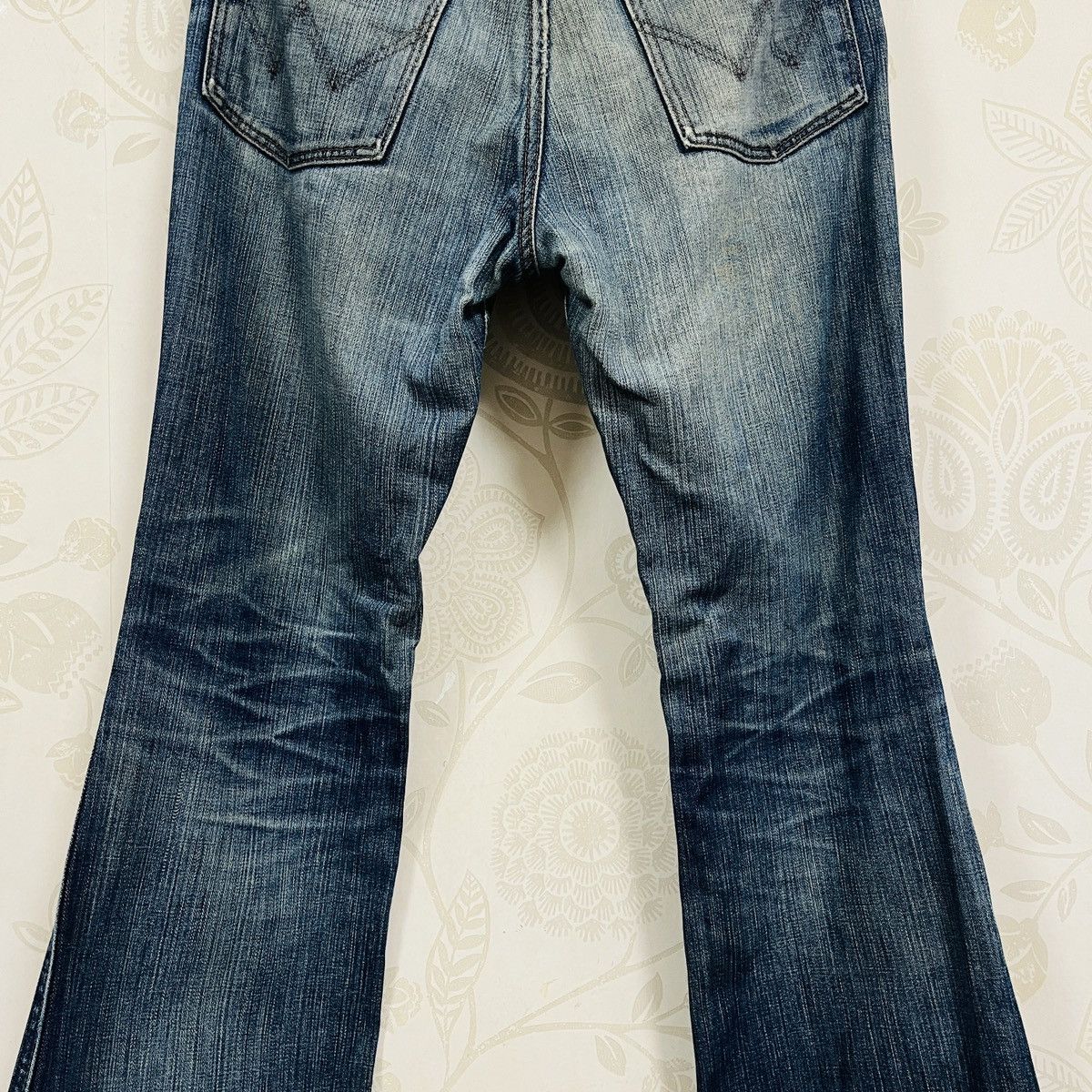 Japanese Brand Vintage Flared Wrangler Hidden Rivet Distressed Denim Jeans Size US 32 / EU 48 - 13 Thumbnail