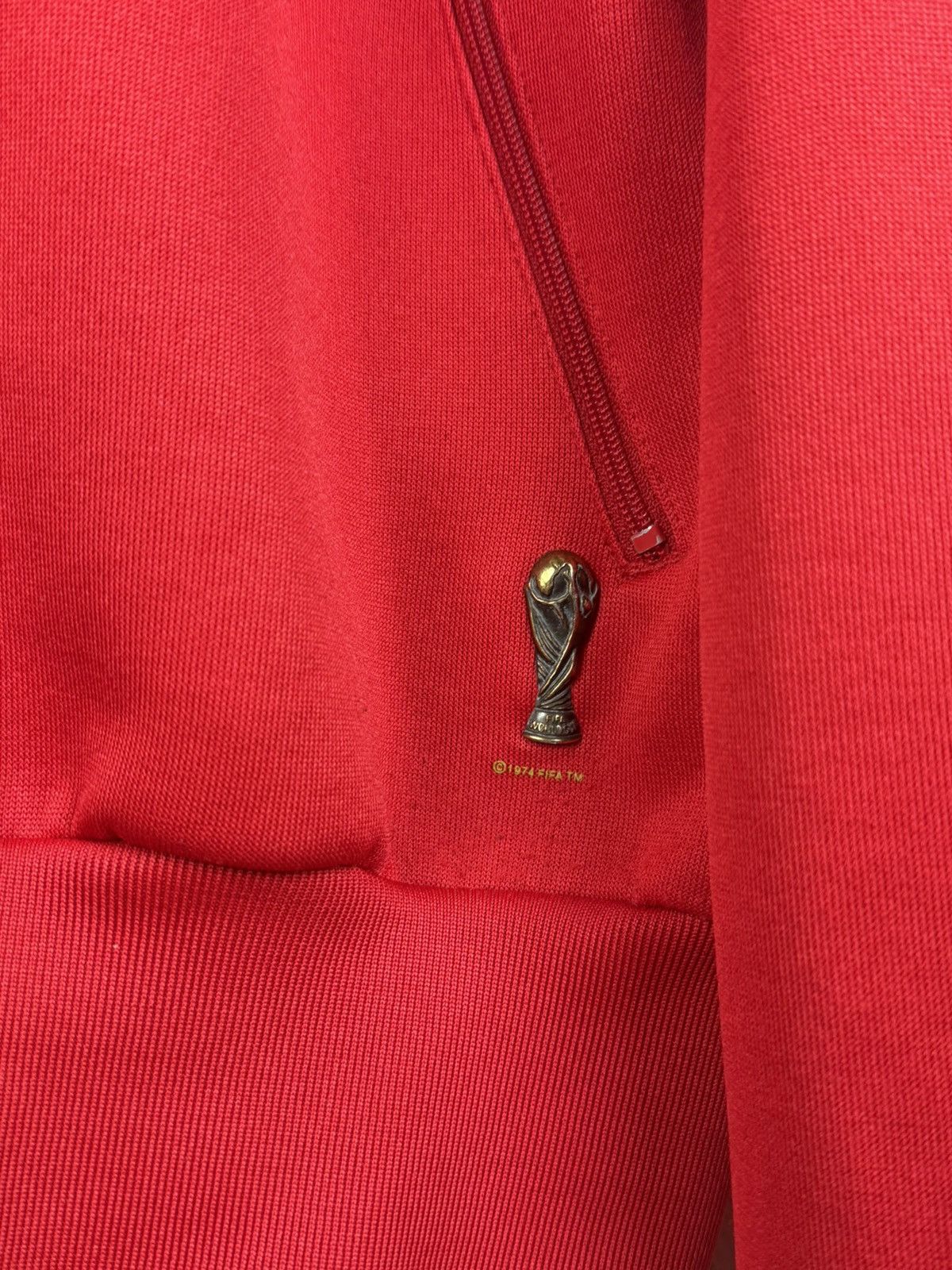 Adidas 2006 Adidas England 1974 Reissue World Cup Track Top Red XL Size US XL / EU 56 / 4 - 5 Thumbnail