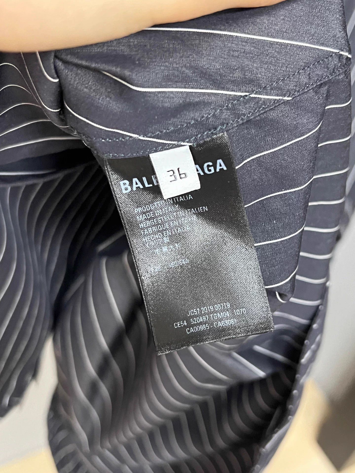 Balenciaga Balenciaga Pink Slogan Striped Shirt Size XS / US 0-2 / IT 36-38 - 3 Thumbnail