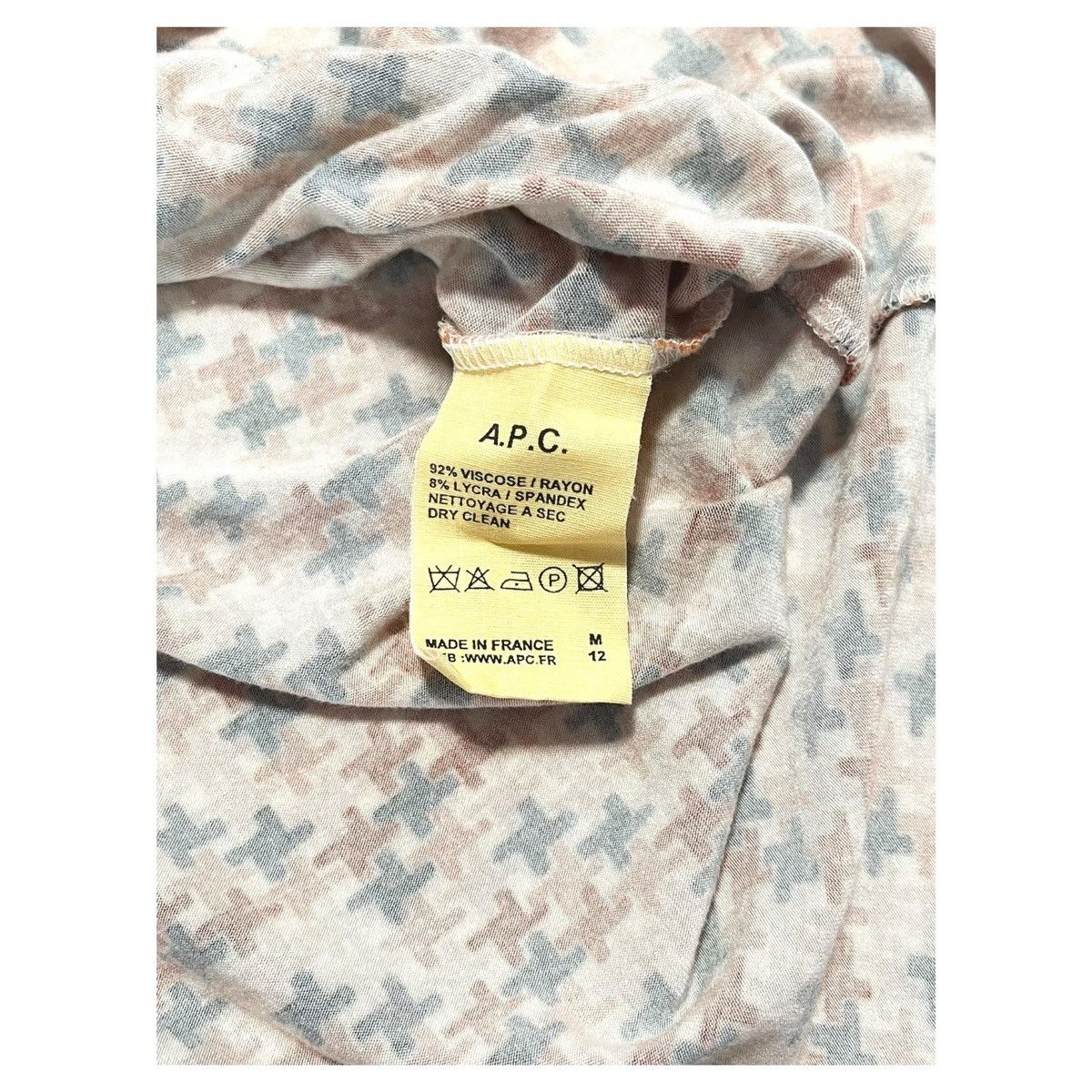 A.P.C. A.P.C. Rayon Top Size US M / EU 48-50 / 2 - 7 Thumbnail