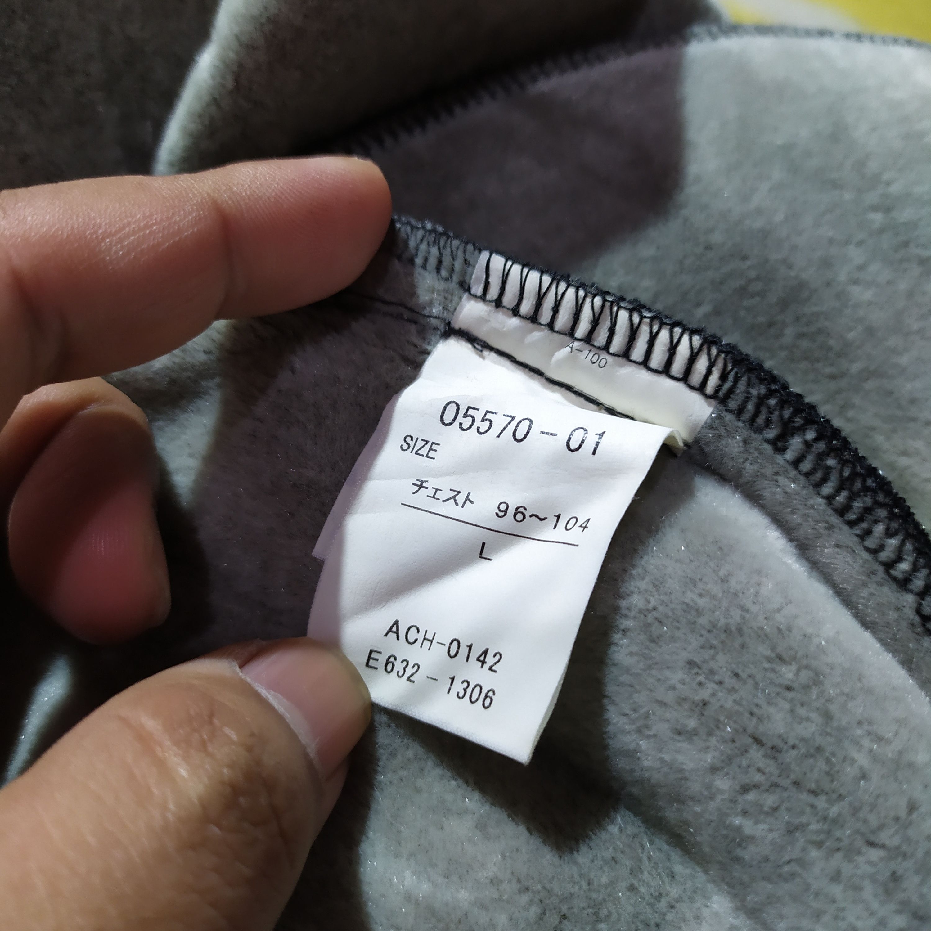 Carhartt × Carhartt Wip × Vintage Vintage Carhartt Sweater Jacket Size US L / EU 52-54 / 3 - 6 Thumbnail