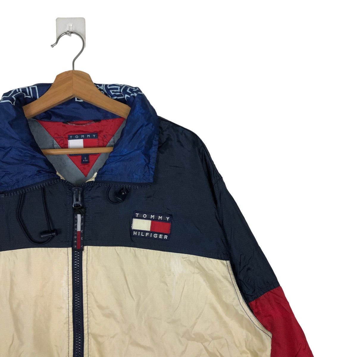 Japanese Brand 🔥90’s VINTAGE SURVIVAL WINDBREAKER JACKET TOMMY HILFIGER Size US S / EU 44-46 / 1 - 6 Thumbnail