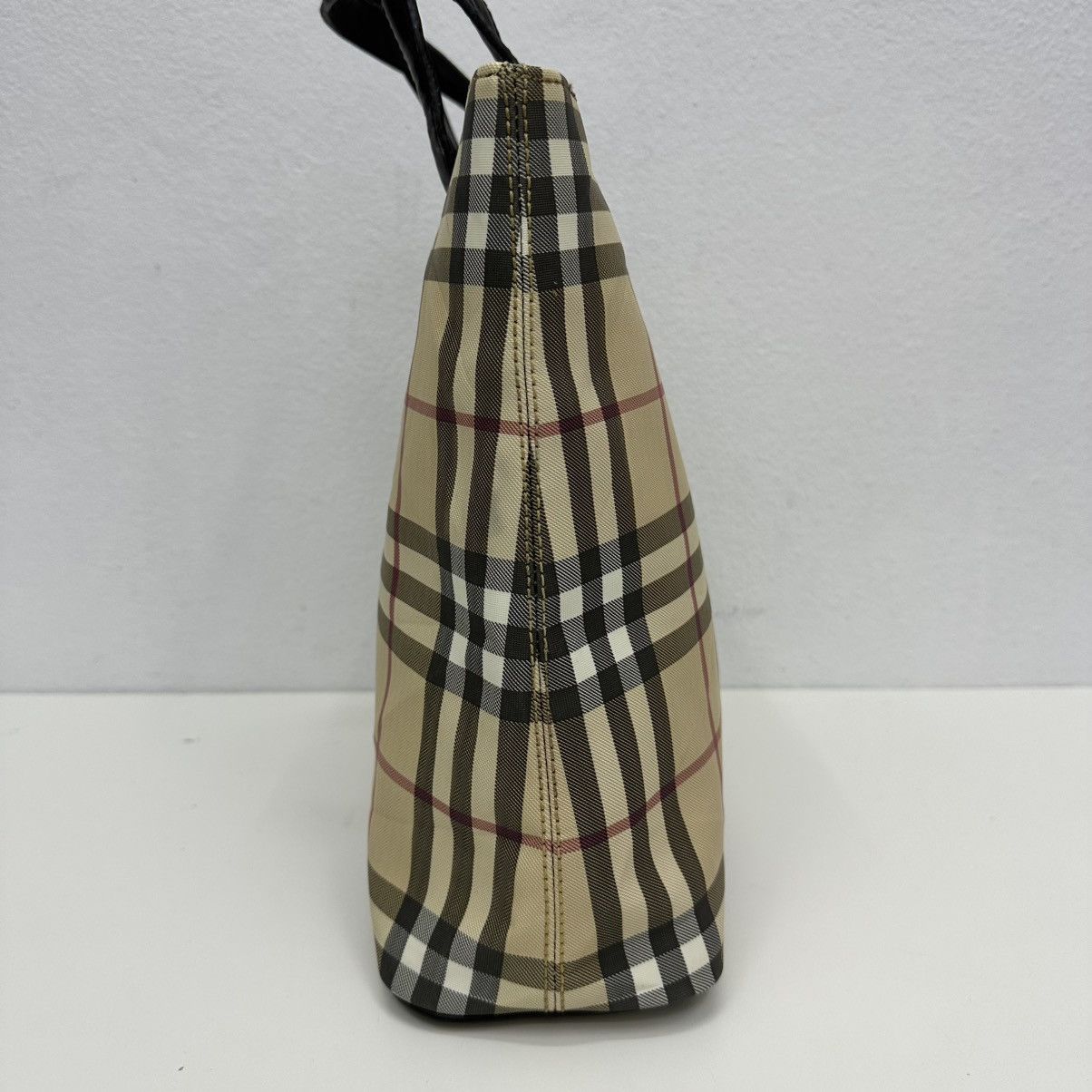 Burberry ‼️YES‼️ AUTHENTIC BURBERRY LONDON NOVA CHECK HAND TOTE BAG Size ONE SIZE - 6 Thumbnail