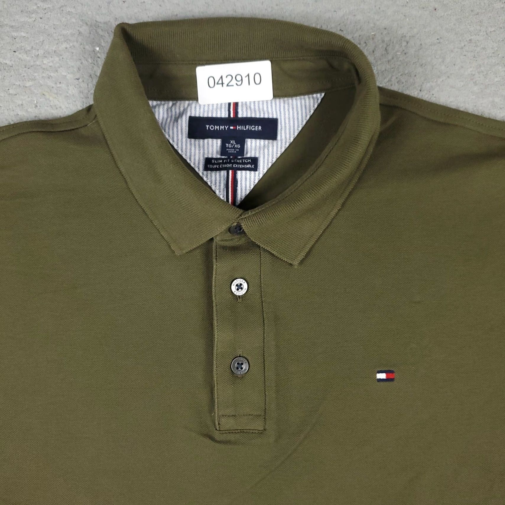 Tommy Hilfiger Tommy Hilfiger Polo Shirt Mens XL Beige Green Solid Short Sleeve Button Collared Classic Casual Polo Size US XL / EU 56 / 4 - 2 Thumbnail