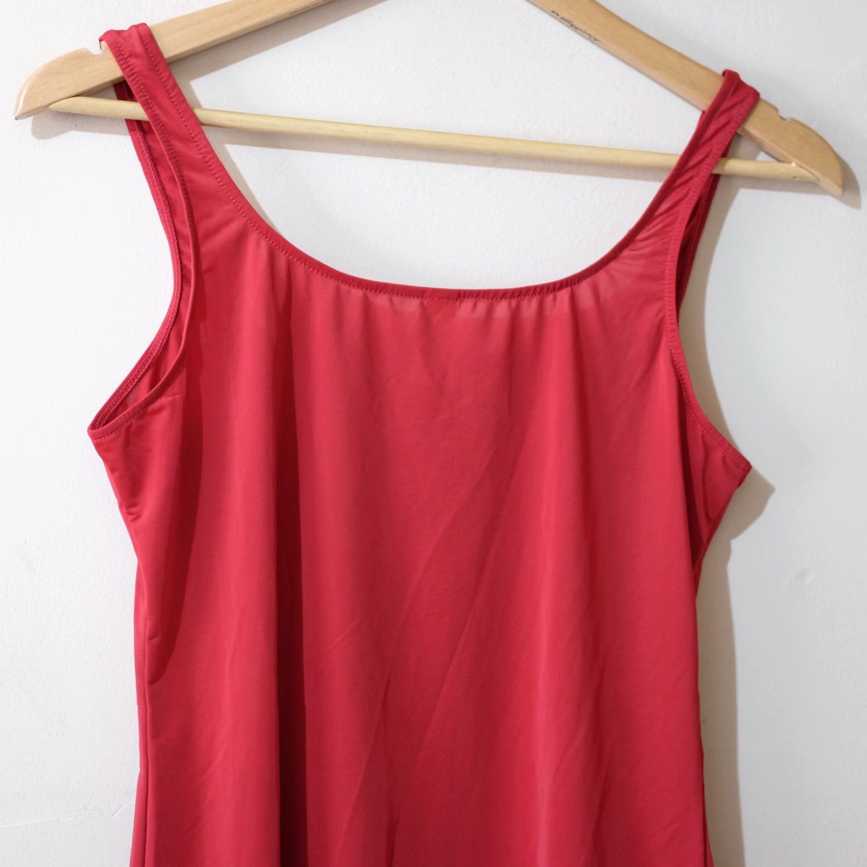 Vintage VINTAGE Felina Lingerie Camisole Cami Lace Trim Tank Top Red Size L Women's Tank Top Lace Trim Sleeveless Scoop Neck Pullover Wide Strap Size L / US 10 / IT 46 - 5 Thumbnail