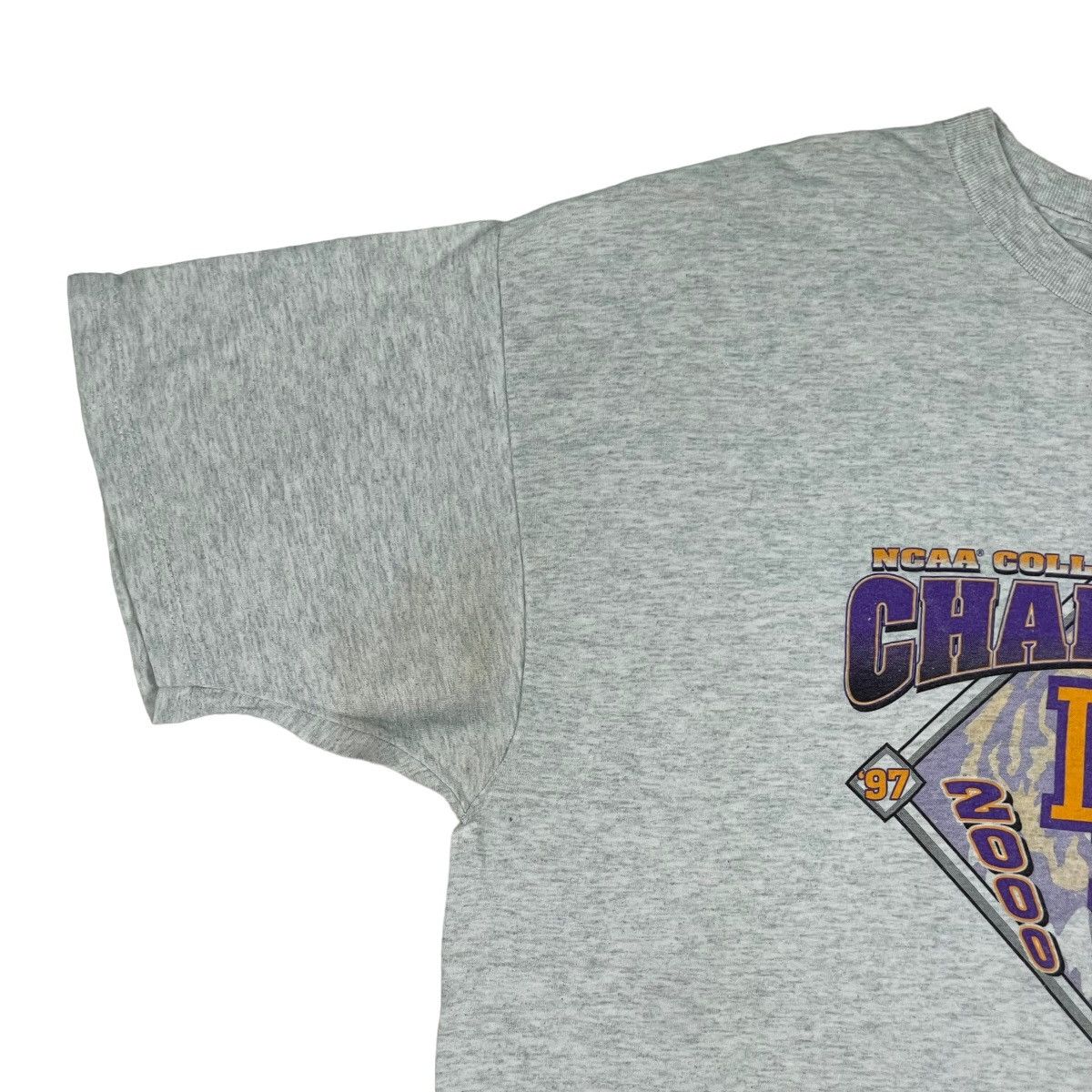 MLB Vintage 2000 LSU Tigers Baseball Champions Tee Size US XXL / EU 58 / 5 - 2 Thumbnail