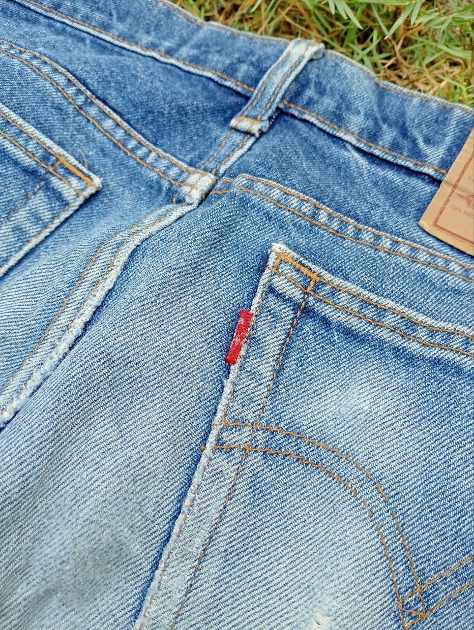 Levi's Vintage Clothing Vintage Levi's 505 Distressed Jeans - Size 31 Size US 31 - 12 Thumbnail