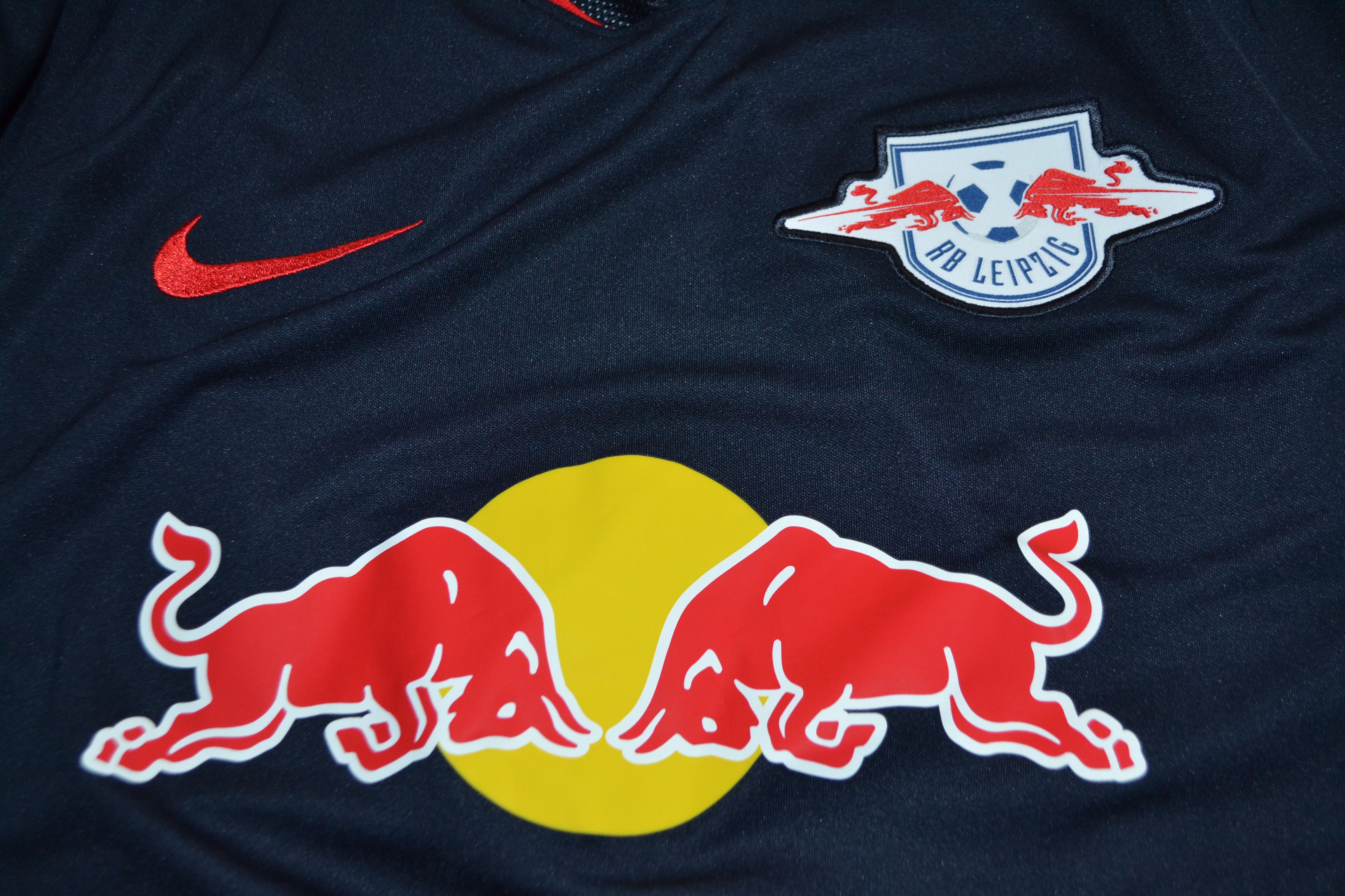 Nike RB Leipzig AWAY Player Issue Kit Shirt 2019 2020 Jersey Size US L / EU 52-54 / 3 - 4 Thumbnail