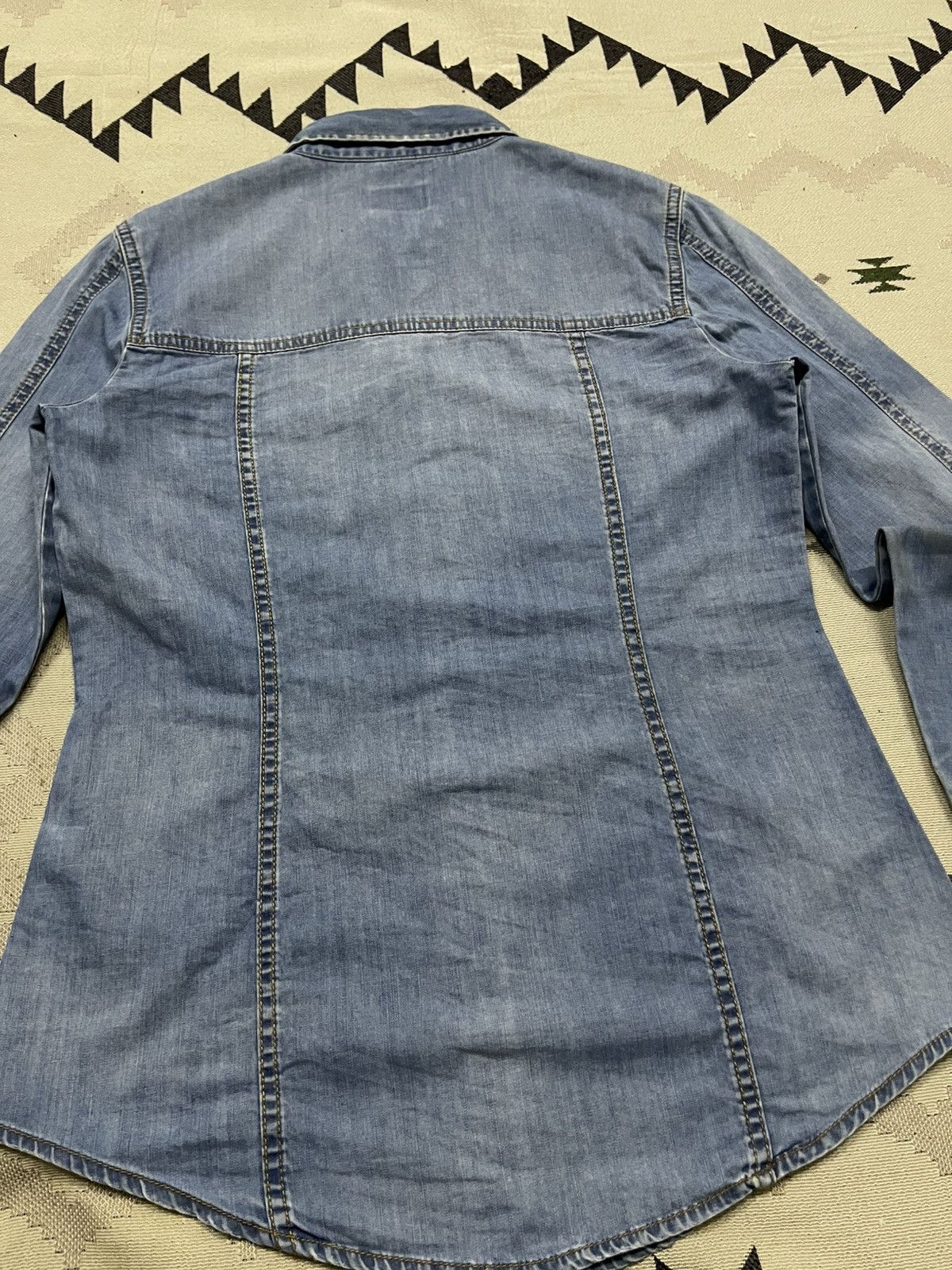 Diesel 2000s DIESEL BLUE DENIM BLOUSE WESTERN SNAP BUTTON SHIRT Size S / US 4 / IT 40 - 18 Thumbnail
