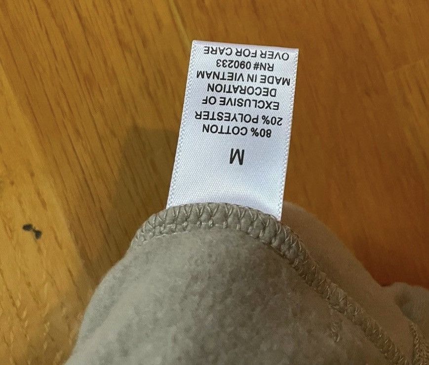 Essentials Fear of God Essentials Shorts Moss Medium Size US 32 / EU 48 - 6 Thumbnail