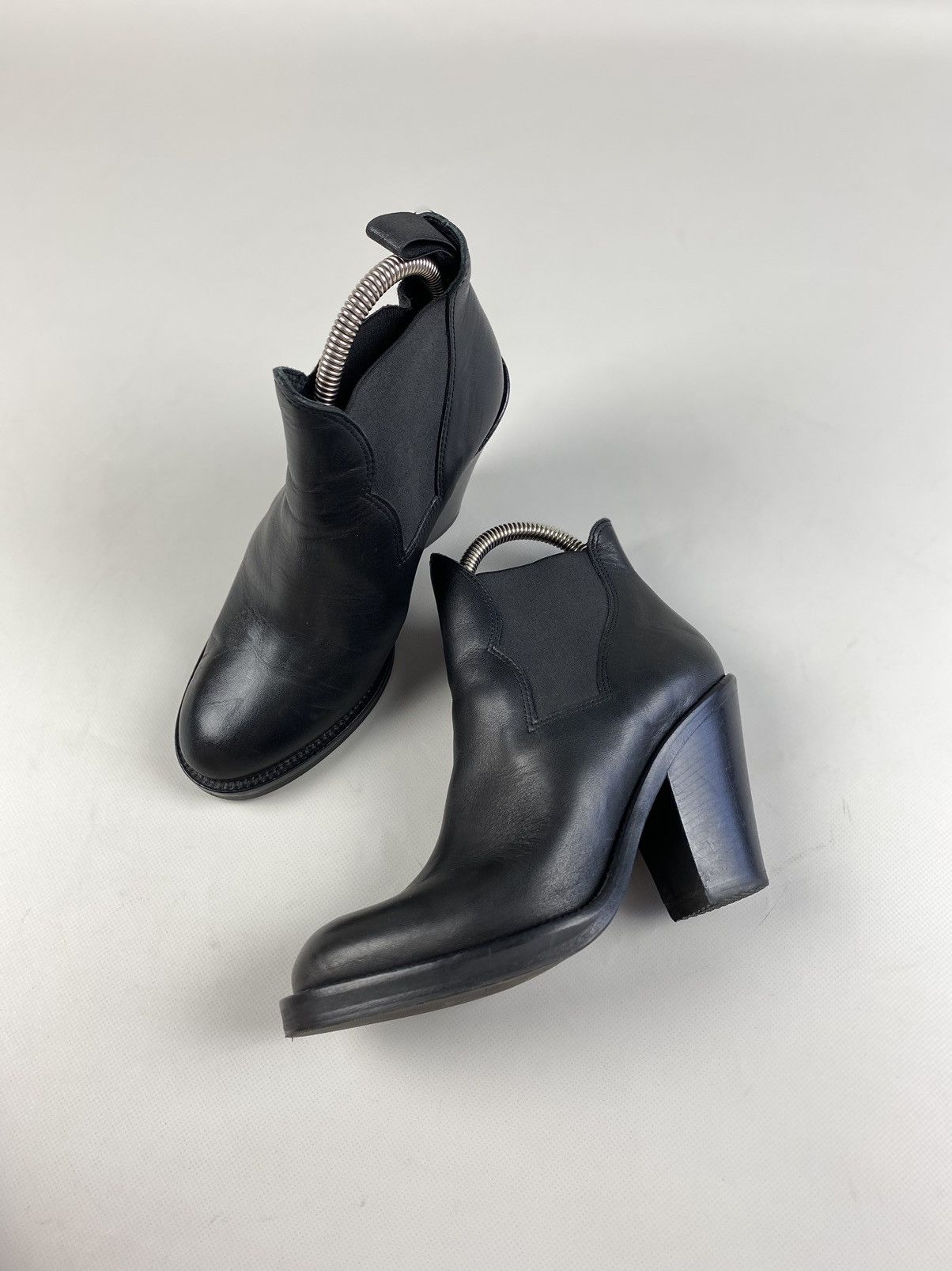 Acne Studios Acne ladies leather heeled boots size 37 Size US 7 / IT 37 - 16 Thumbnail