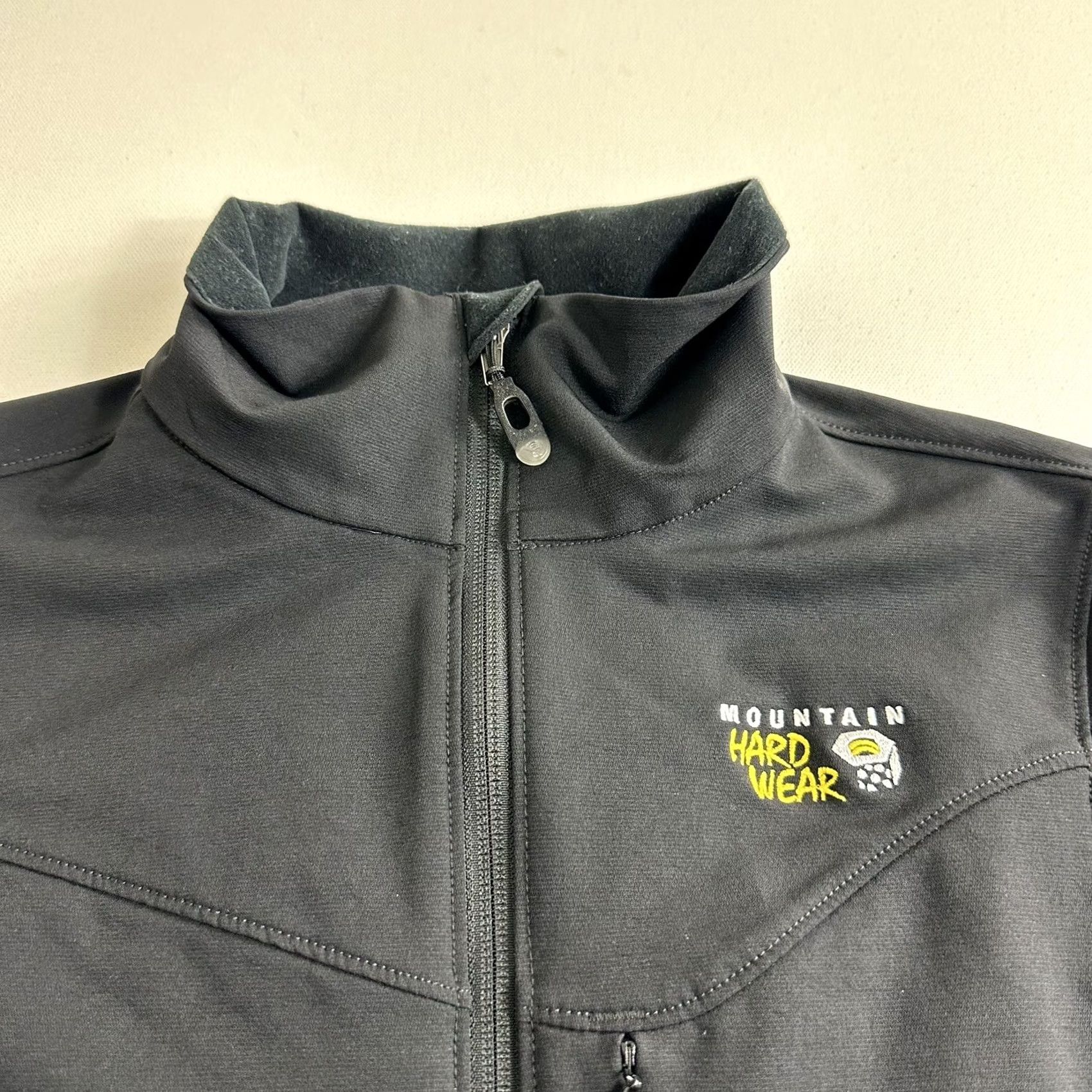 Mountain Hardwear MOUNTAIN HARDWARE Black Soft Shell Jacket Women Size Small Fleeced Lined Jacket Size S / US 4 / IT 40 - 4 Thumbnail