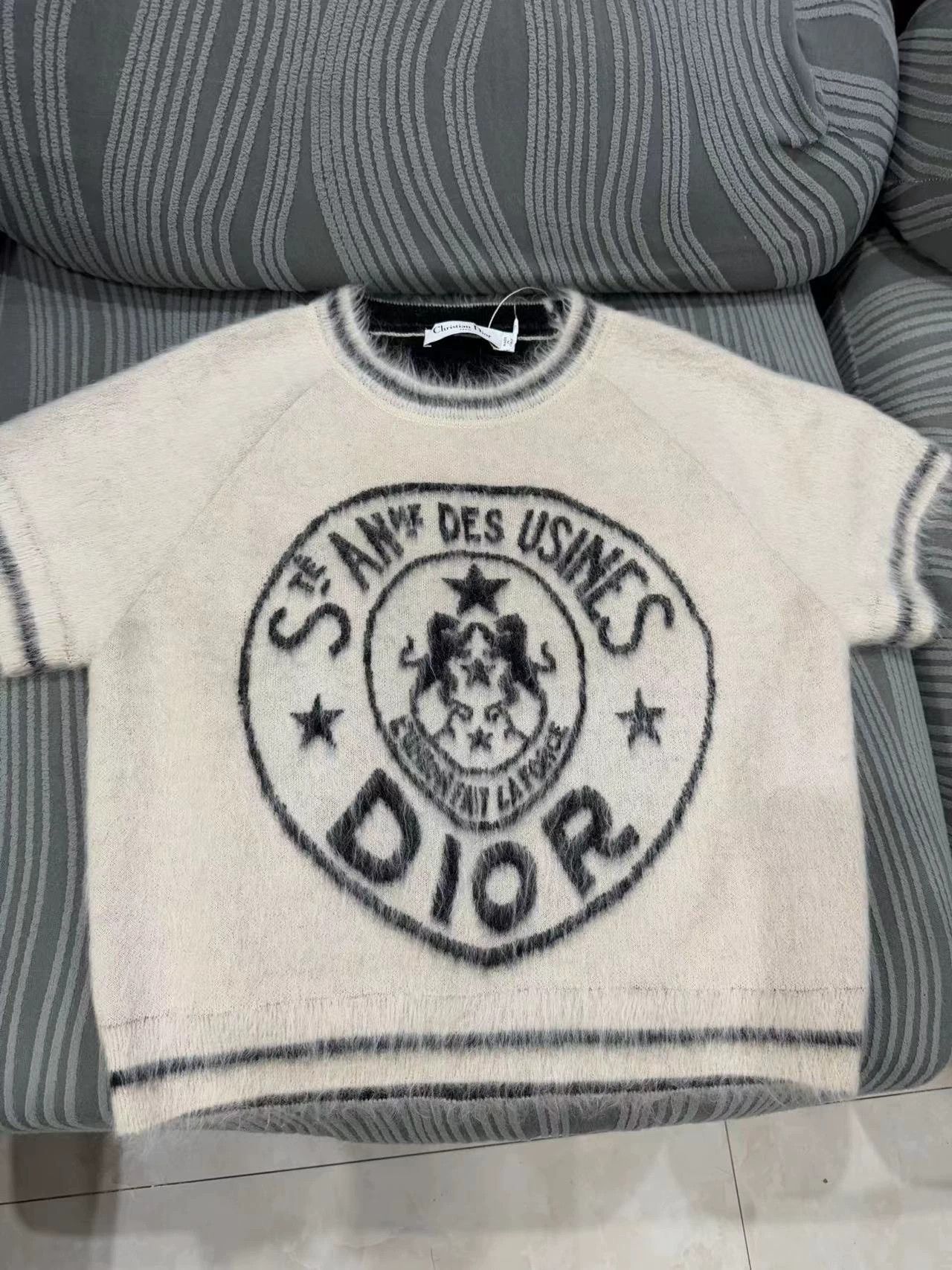Dior Dior Mohair Short Sleeve Authentic 34 Size XS / US 0-2 / IT 36-38 - 1 Thumbnail