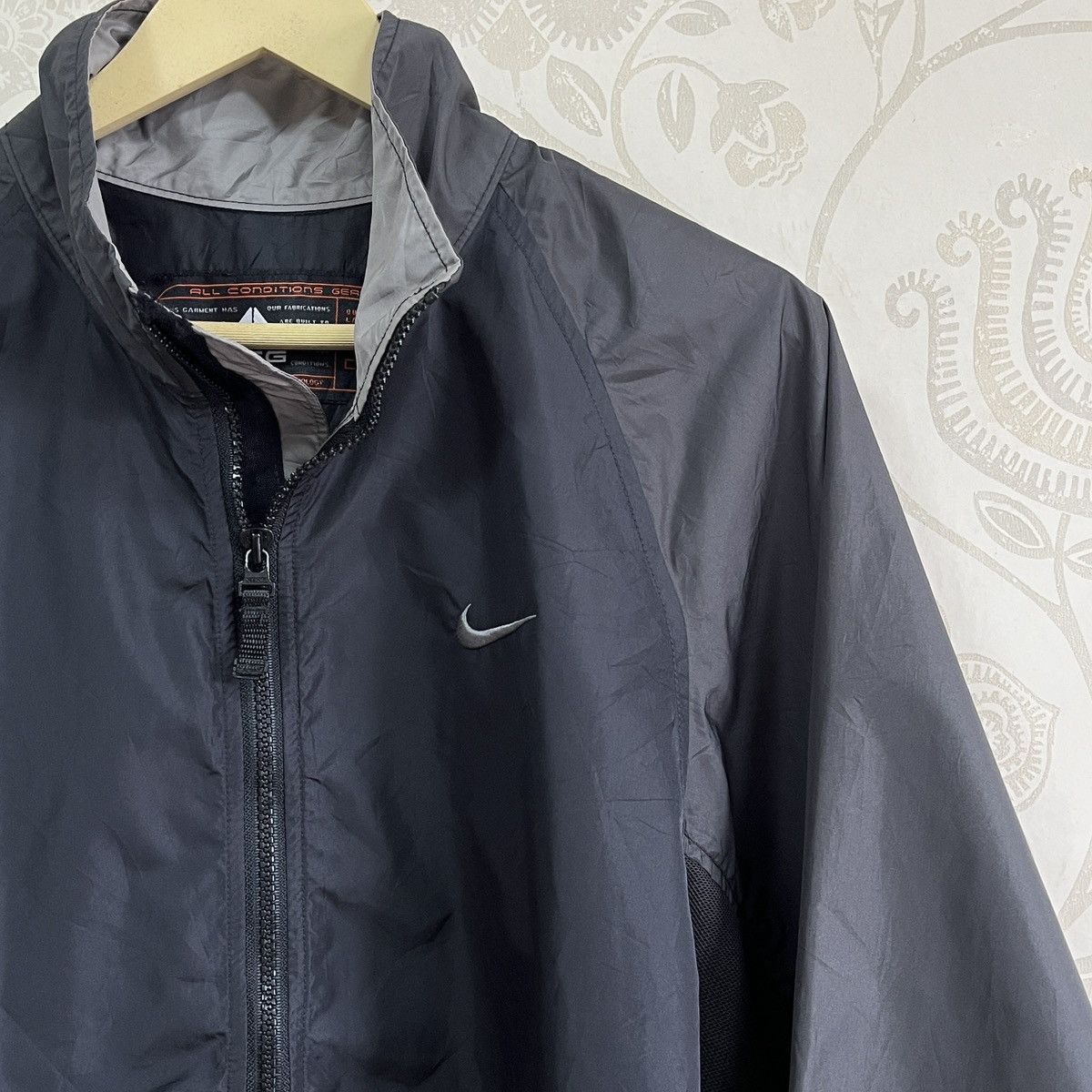 Nike Nike ACG All Condition Gear Light Jacket Size US L / EU 52-54 / 3 - 6 Thumbnail