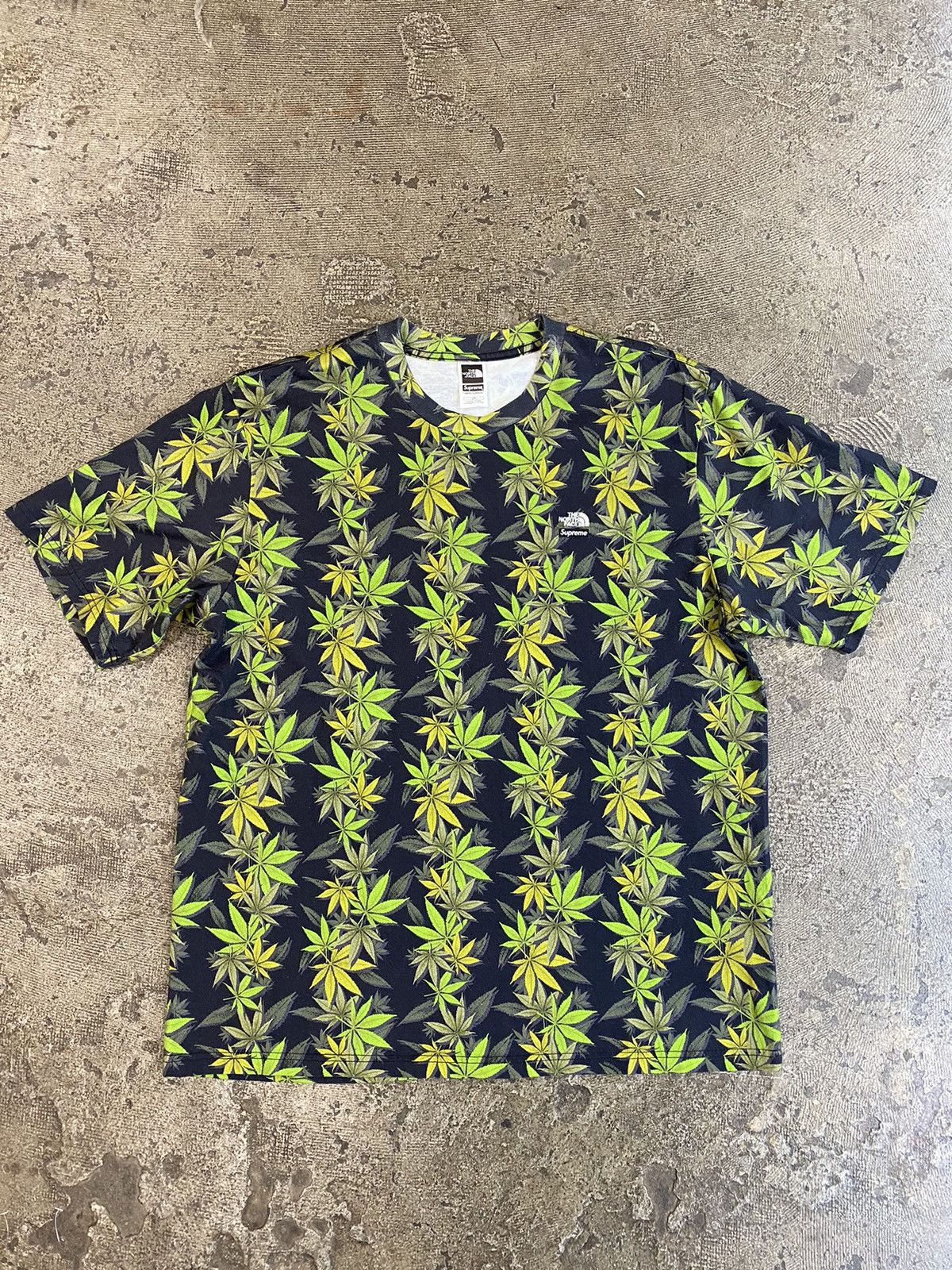 Supreme The North Face Leaf S/S Top Adult LARGE