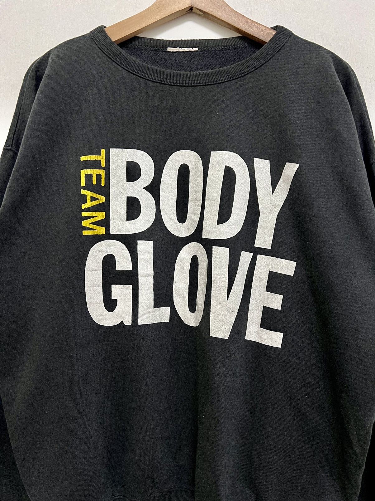Body Glove × Vintage Vintage Body Glove Team Wetsuits California Crewneck Size US L / EU 52-54 / 3 - 3 Thumbnail
