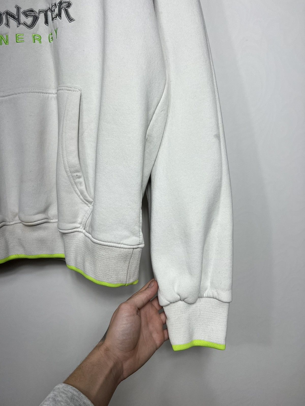 DC Vintage DC Monster Energy Embroidered Logo Distressed Hoodie Size US L / EU 52-54 / 3 - 7 Thumbnail