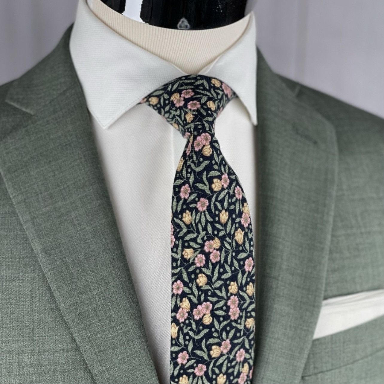 Other Men’s Dark Navy Rustic Style Floral Necktie Size ONE SIZE - 2 Thumbnail