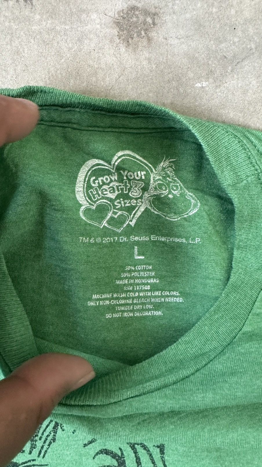 Vintage GRINCH DR SEUSS GROW YOUR HEAT TEE Size US M / EU 48-50 / 2 - 4 Thumbnail