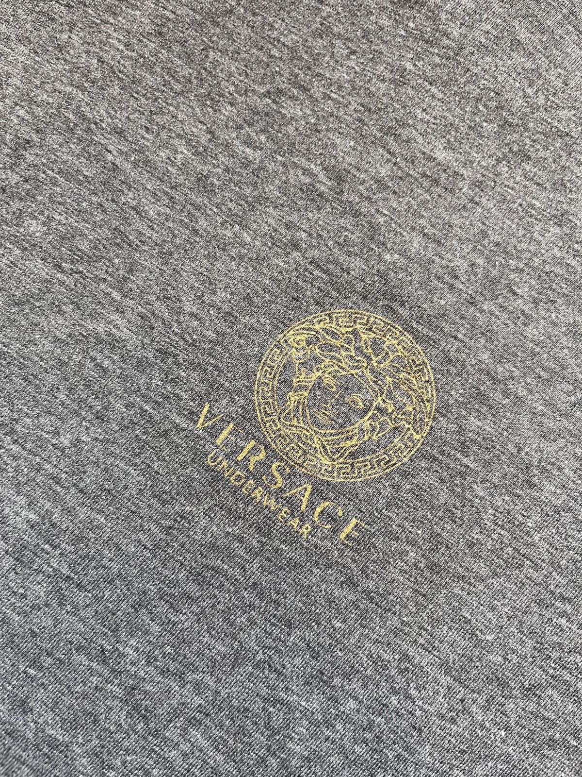 Versace × Vintage Vintage Versace Tshirt grey blank tee minimalistic logo Size US L / EU 52-54 / 3 - 9 Thumbnail