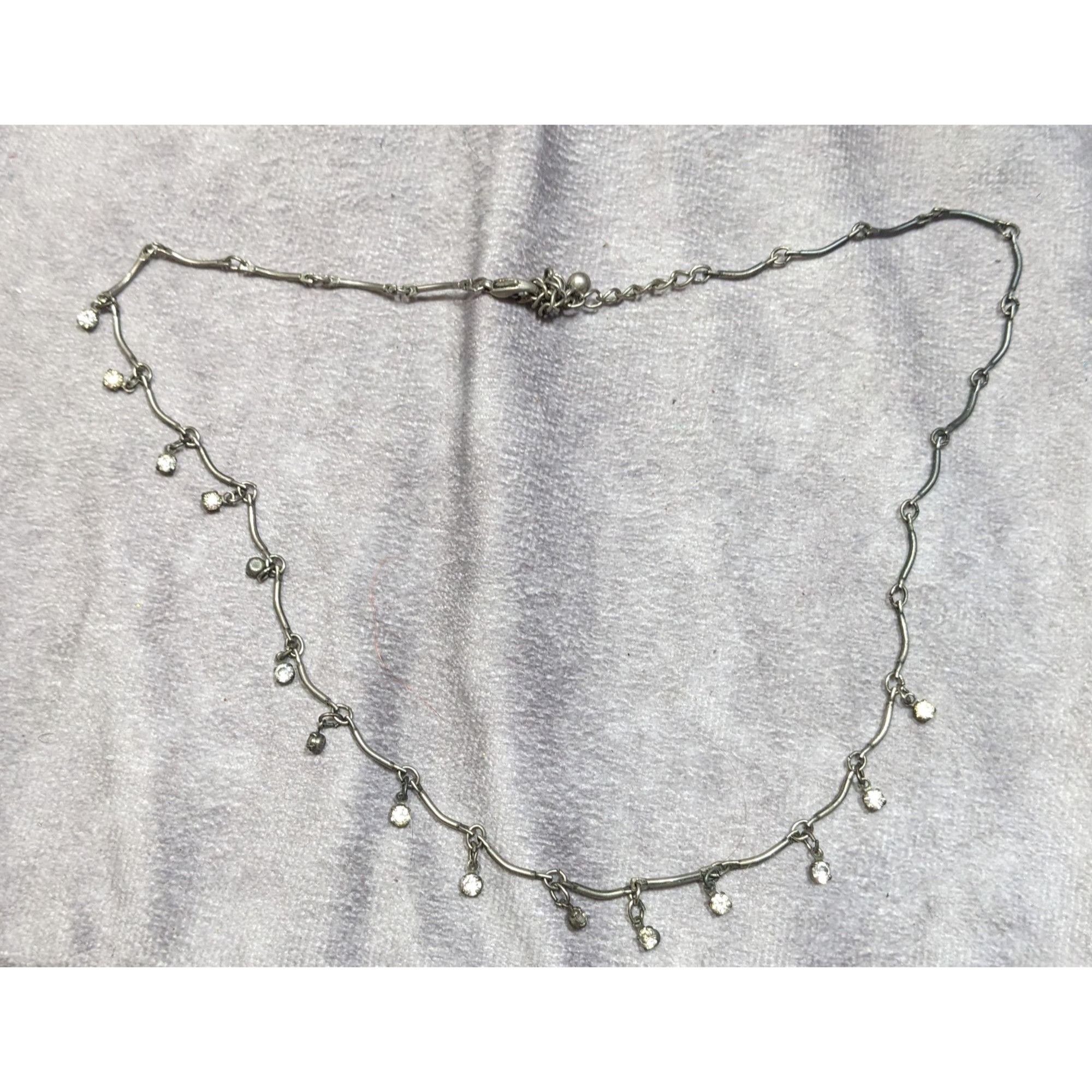 Other Silver-Tone Necklace With Dangling Crystal Accents & Adjusta Size ONE SIZE - 6 Thumbnail
