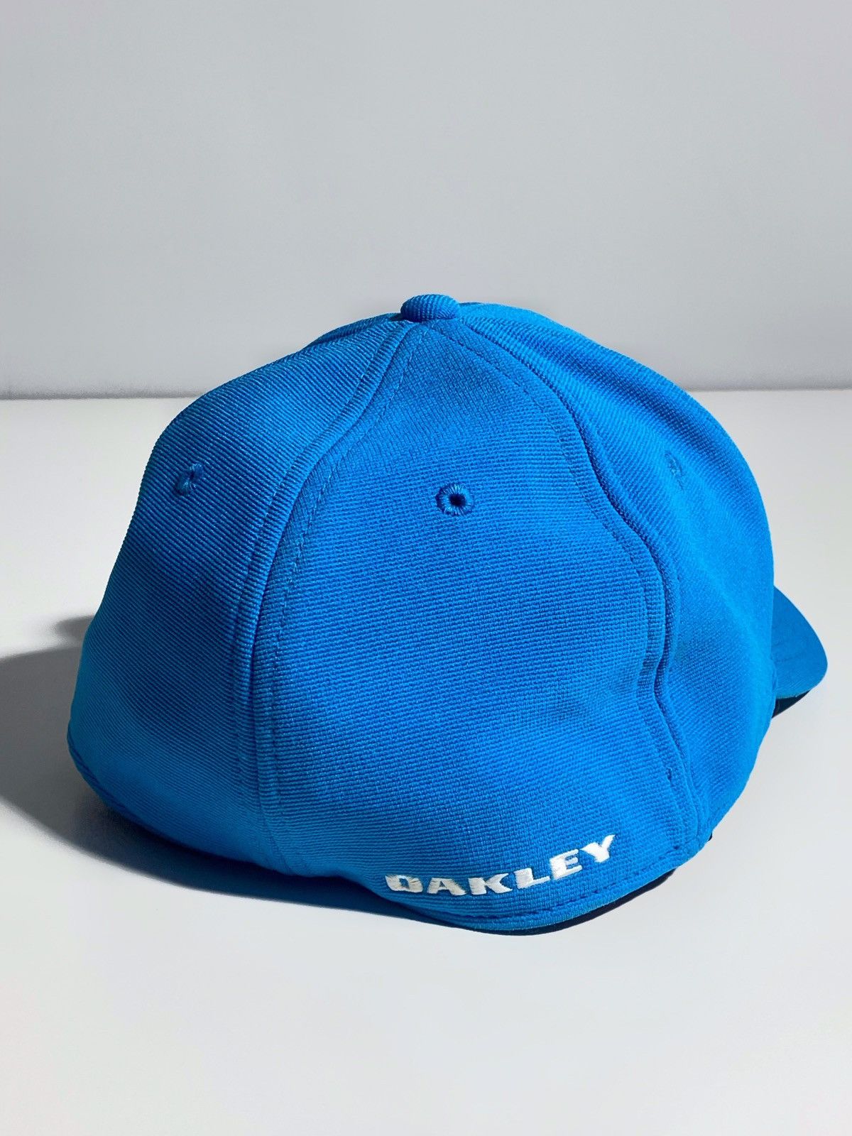 Oakley 🔥Y2K OAKLEY METAL ICON FLEX FIT CAP BLUE RARE GORPCORE STYLE Size ONE SIZE - 7 Thumbnail