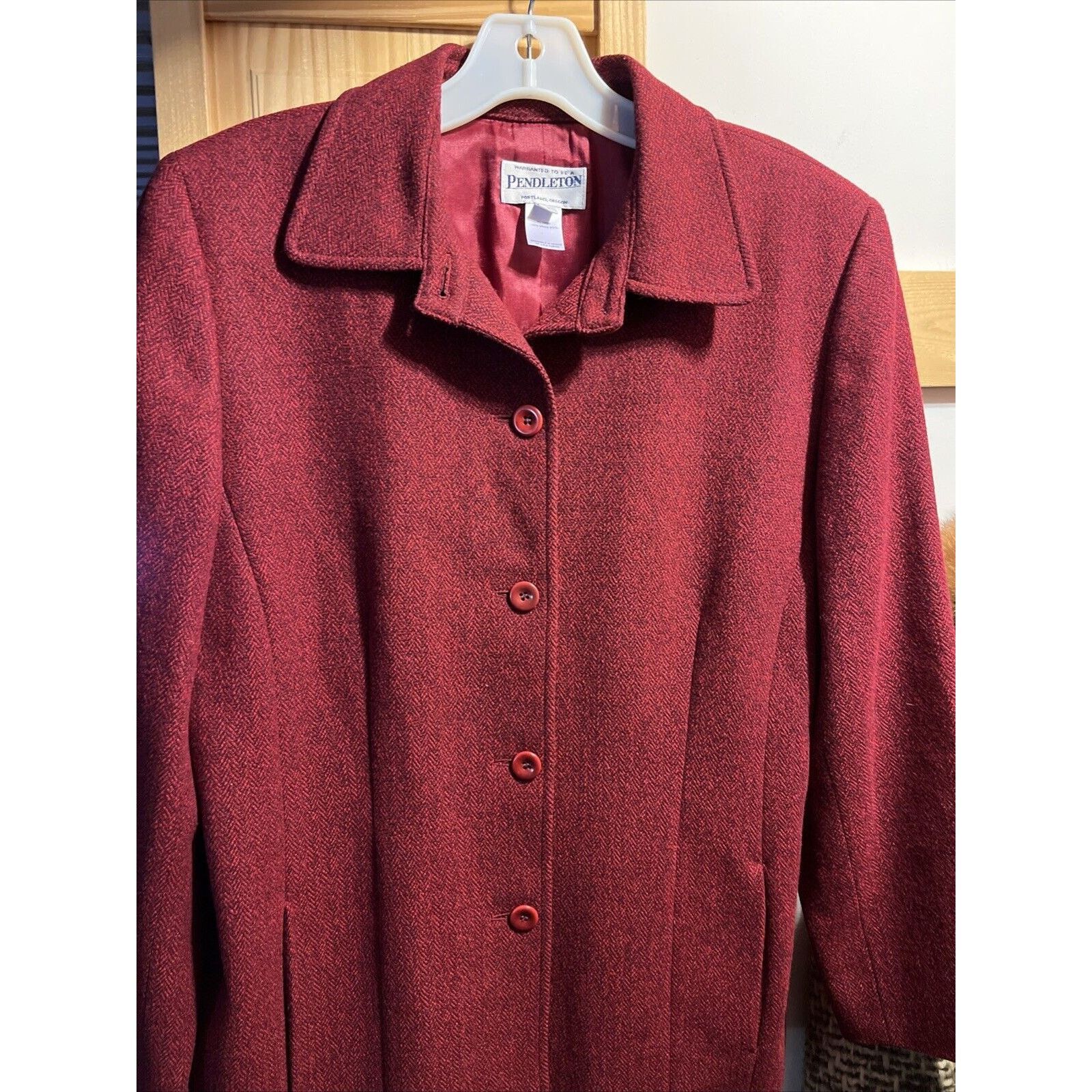Pendleton Pendleton Women’s Size 12 Red Wool Long Sleeve 5 Button Coat Size XL / US 12-14 / IT 48-50 - 5 Thumbnail