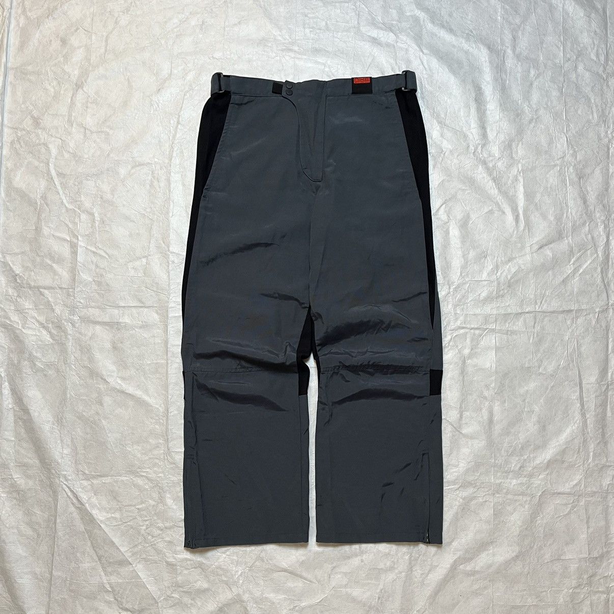 Nike Nike Morse code vintage track pants Size US 34 / EU 50 - 1 Thumbnail