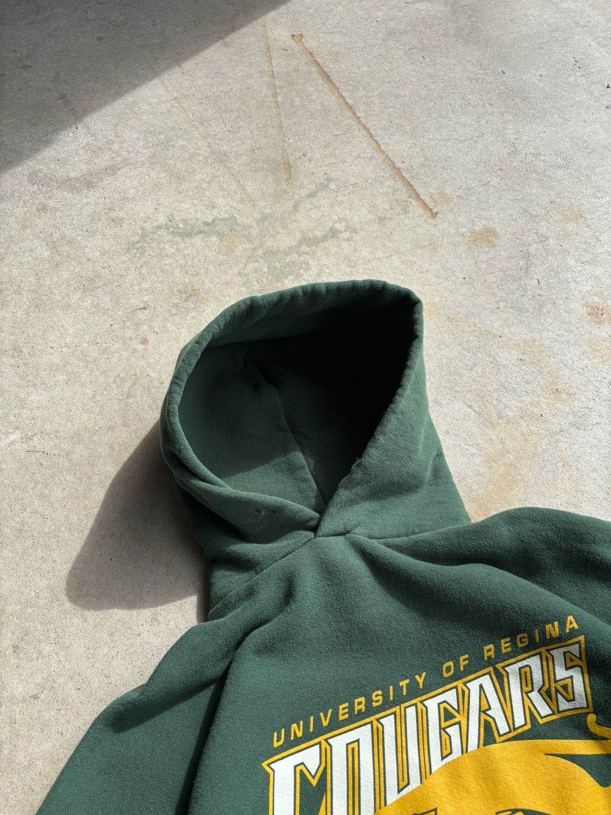 Russell Athletic Vintage 90s Uni Regina Cougers Boxy Russell Athletic Hoodie Size US XXL / EU 58 / 5 - 4 Thumbnail