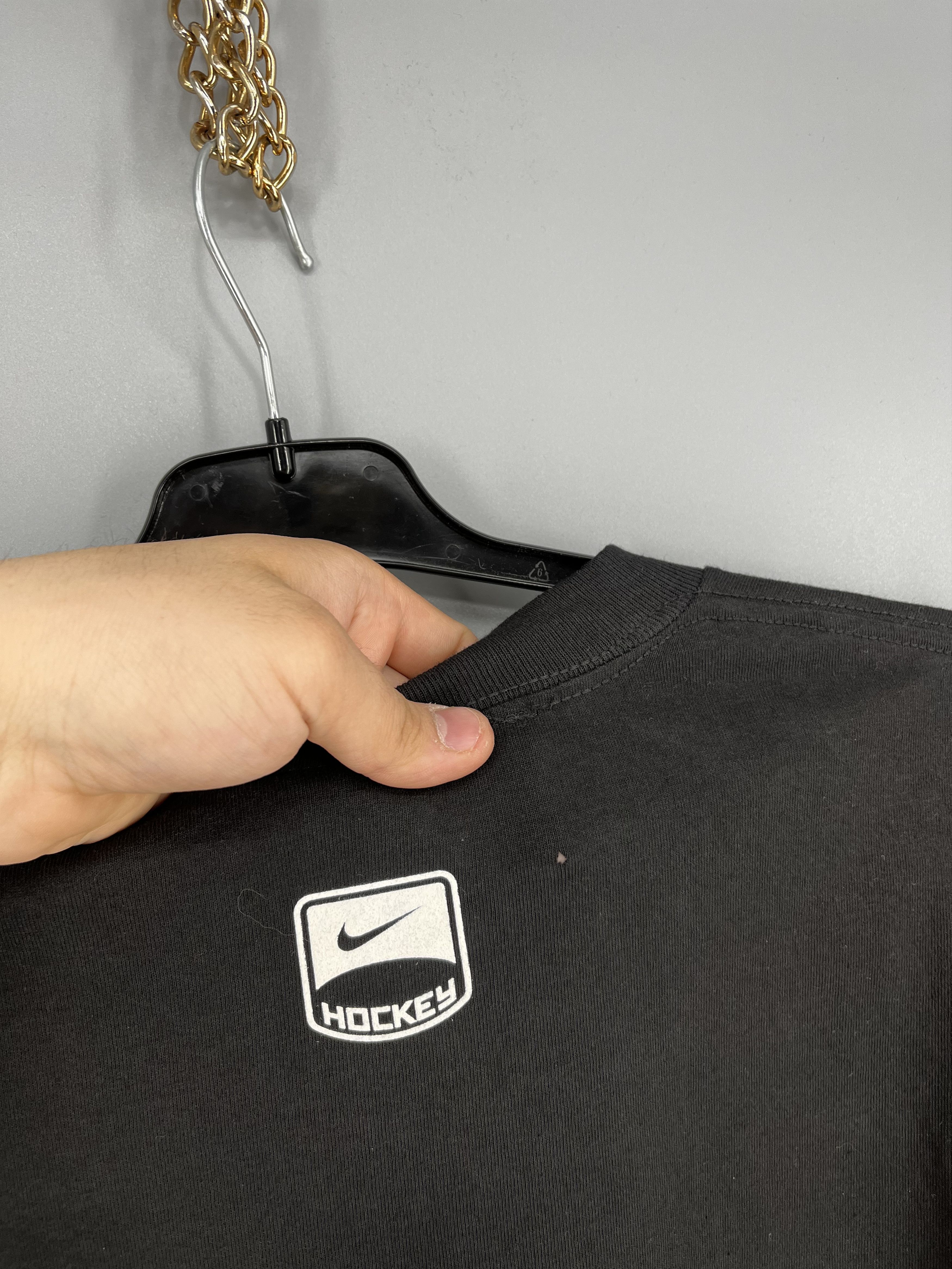 Nike Vintage Y2k Washed Black Nike Hockey Emblem Sweatshirts Size US XXL / EU 58 / 5 - 13 Thumbnail