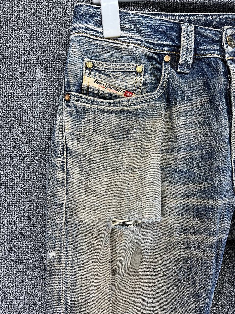 Diesel Vintage 90s Diesel Rare Punk Jeans Denim Pants Size US 29 - 14 Thumbnail