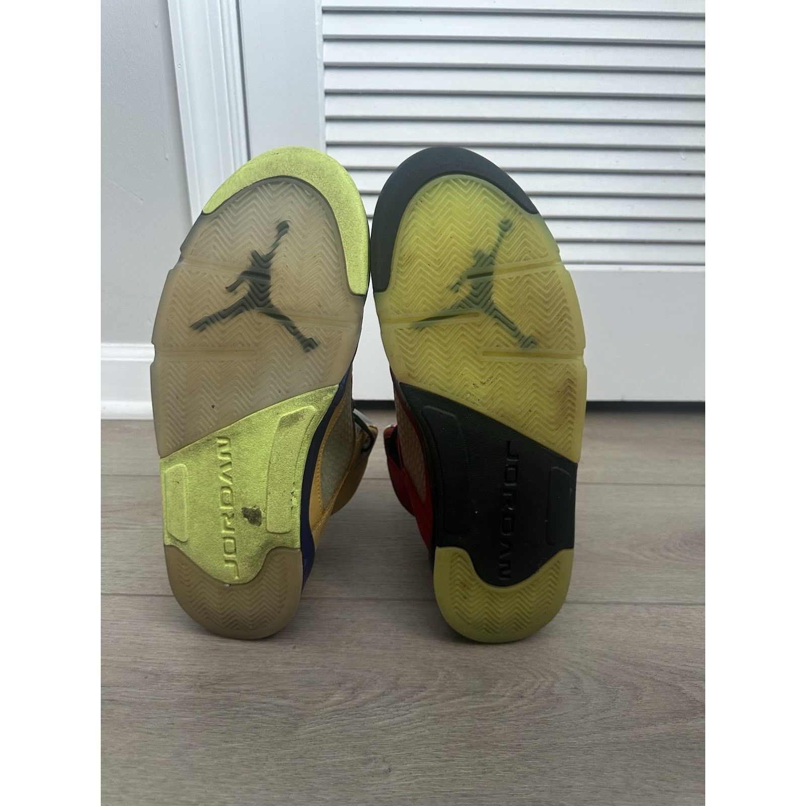 Jordan Brand Air Jordan 5 SE what the Solar Orange men’s sneakers sz 12 Size US 12 / EU 45 - 5 Thumbnail