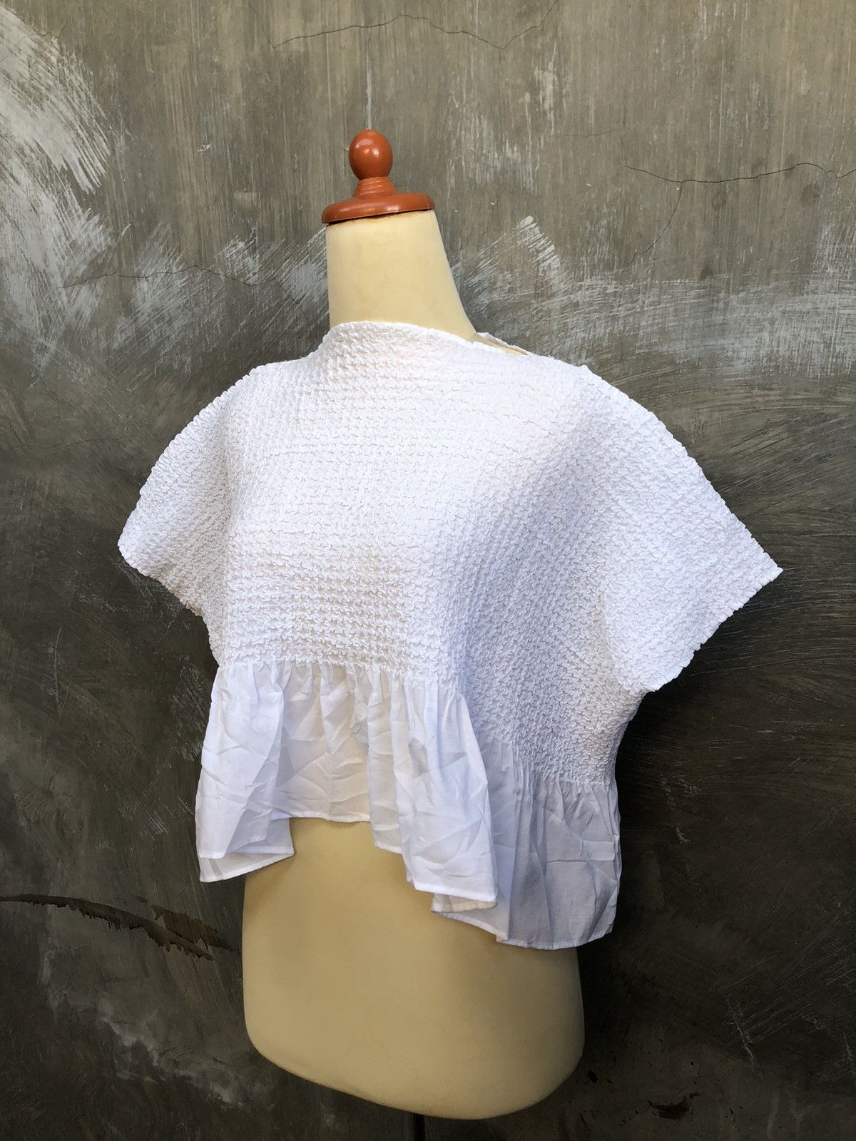 Issey Miyake × Japanese Brand × Pleats Please Issey Miyake Issey Miyake Crop Top Pleats Size M / US 6-8 / IT 42-44 - 6 Thumbnail