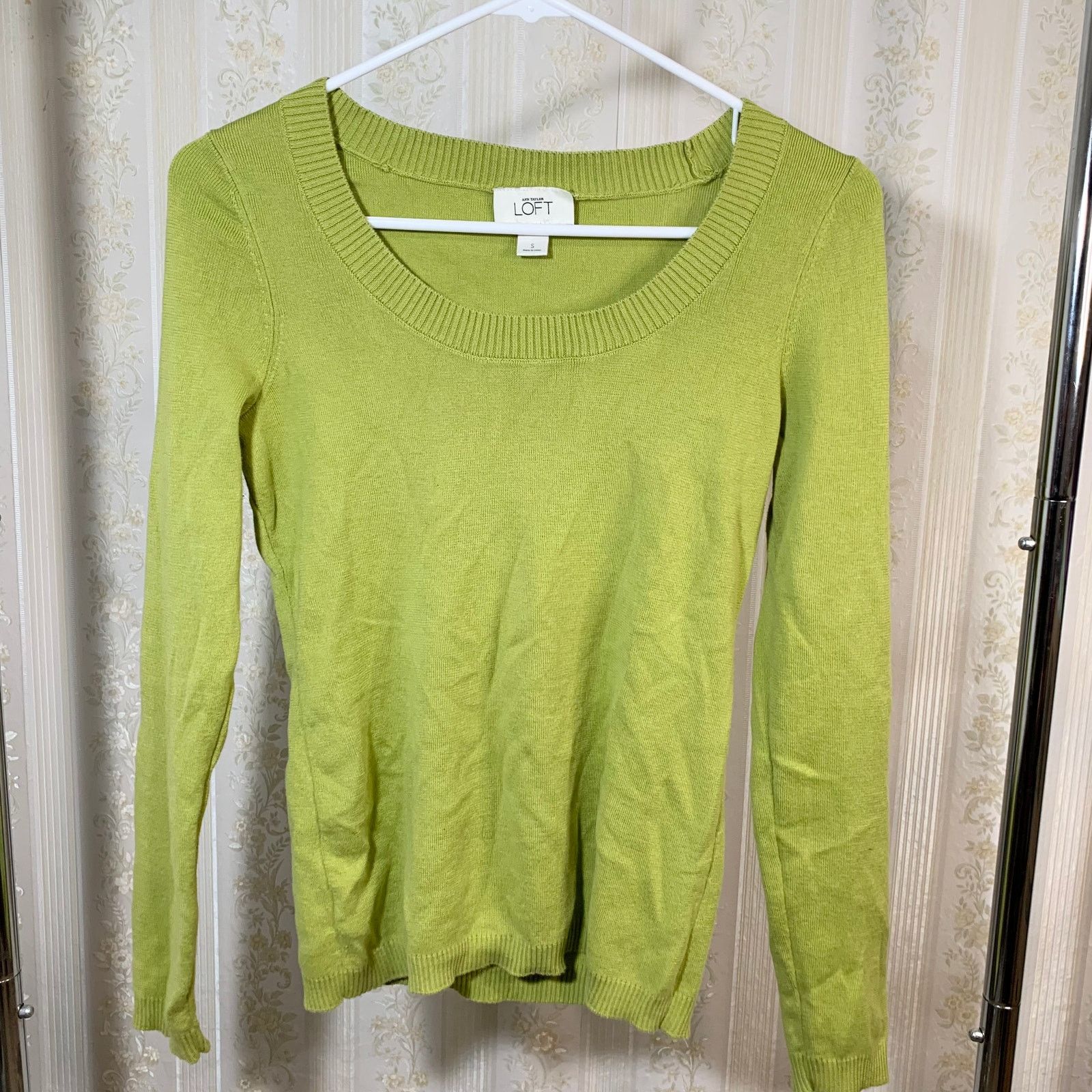 Loft Ann Taylor LOFT Green Long Sleeve Size S Size US S / EU 44-46 / 1 - 1 Thumbnail
