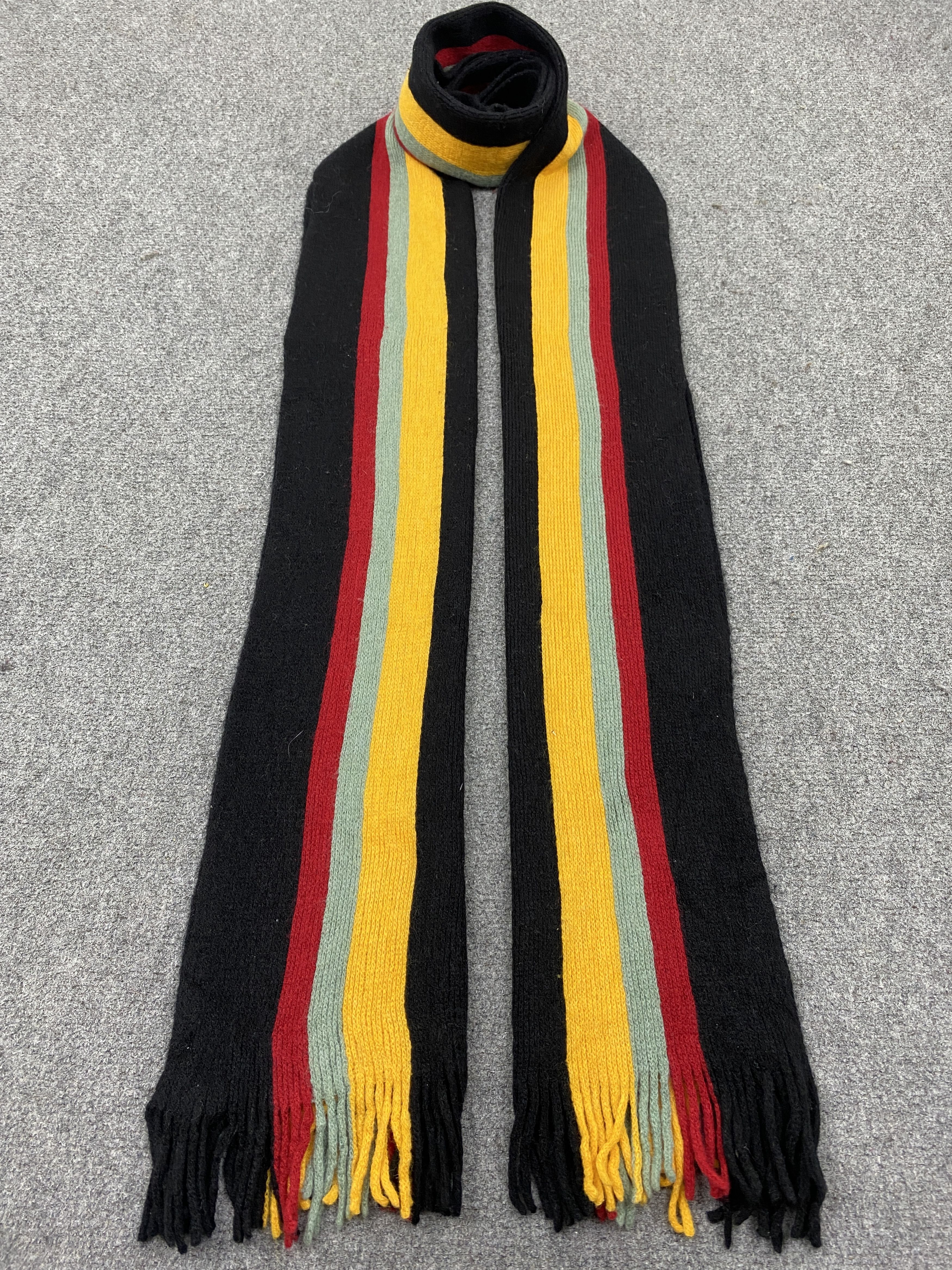 JW Anderson × Uniqlo Uniqlo X J.W.Anderson Scarf / Muffler / Neckwear SC0265 Size ONE SIZE - 1 Thumbnail
