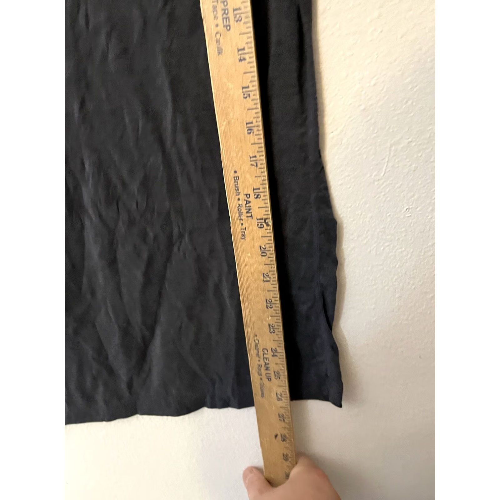 Vintage Gapbody T-Shirt V-Neck Black Size M Athletic Slim Short Sleeve Crew Neck Casual Workwear Womens Size M / US 6-8 / IT 42-44 - 4 Thumbnail