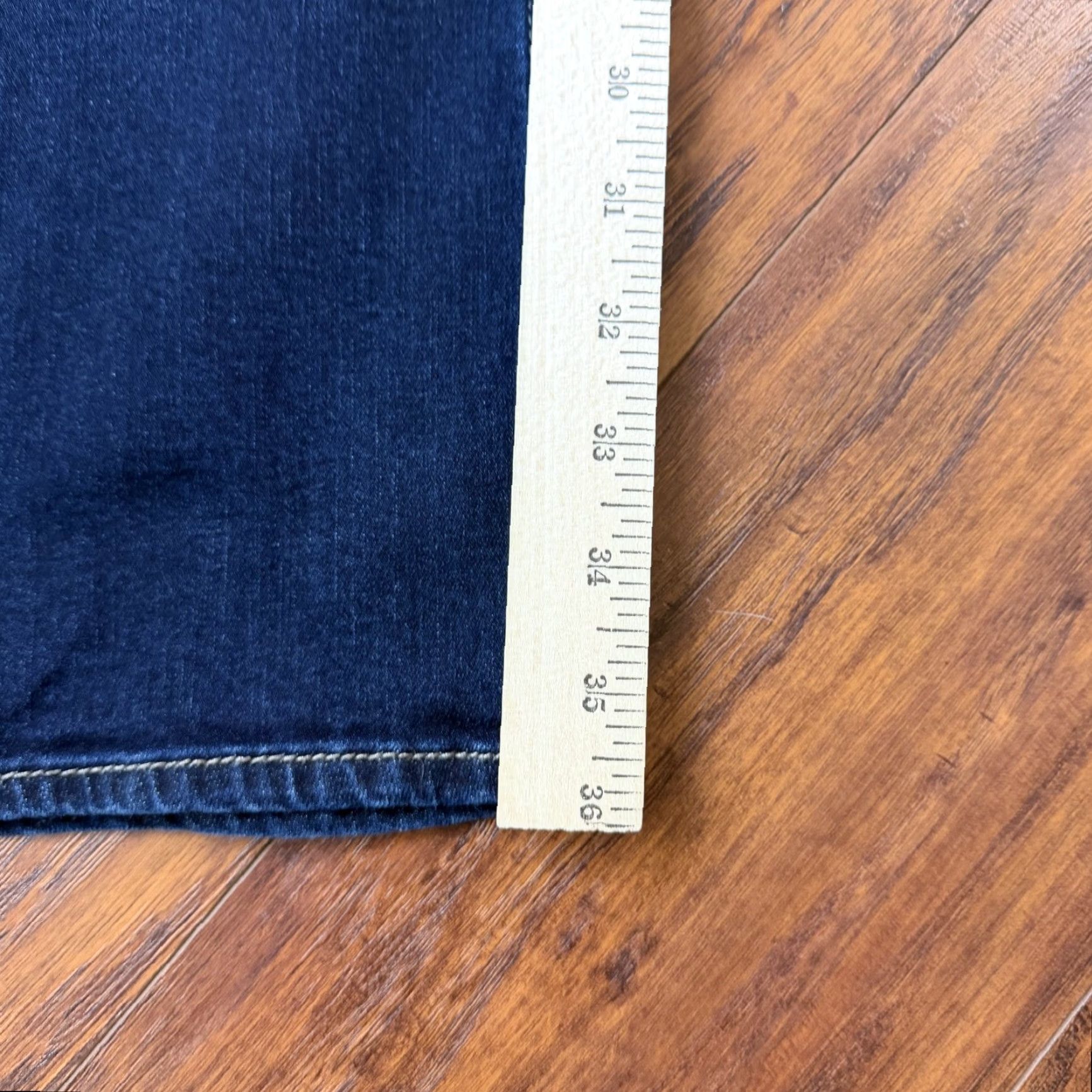 Silver Jeans Co. Silver Jeans Womens 32 Boot Cut Slim Fit Mid Rise Dark Wash Denim Avery 30x36 Jeans Size 30" / US 8 / IT 44 - 6 Thumbnail