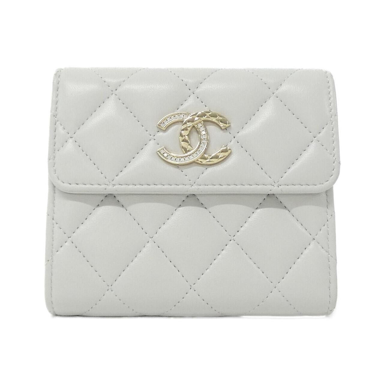 Chanel Chanel Chanel Lambskin Wallet Leather Short Wallet DUTY FREE for USA Size ONE SIZE - 1 Thumbnail