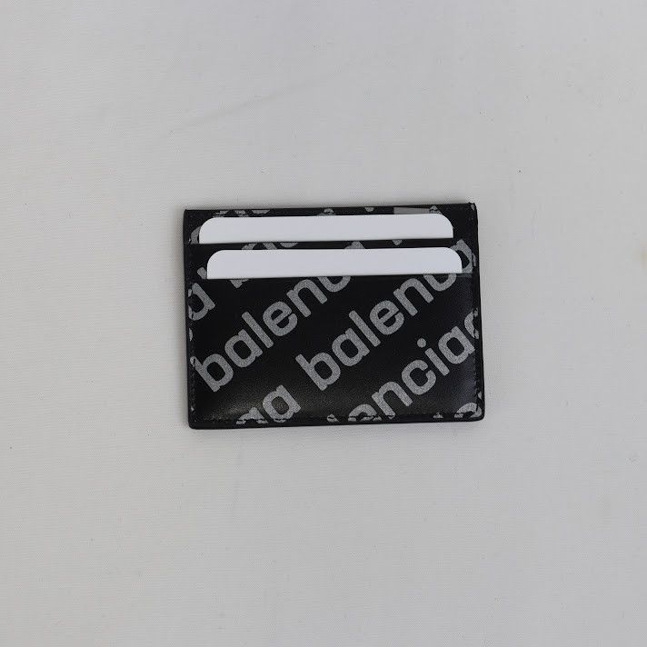 image of Balenciaga O1Rshd1 Size: Os / Card Holder In Black, Men's