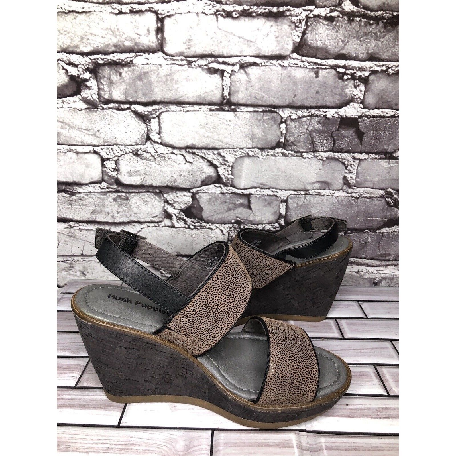 Hush Puppies Hush Puppies Taupe Leather Polka Dot Platform Wedges Sandals Size US 8 / IT 38 - 12 Thumbnail