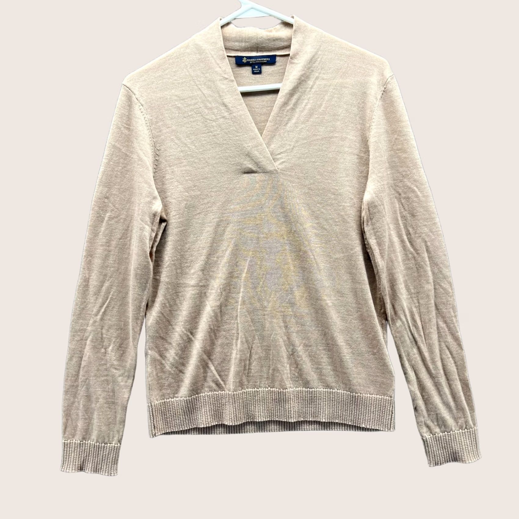 Brooks Brothers Brooks Brothers Sweater Mens Medium Beige V-Neck Extra Fine Merino Wool Knit Pullover Handcrafted Logo Regular Knit Wool Size US M / EU 48-50 / 2 - 1 Thumbnail