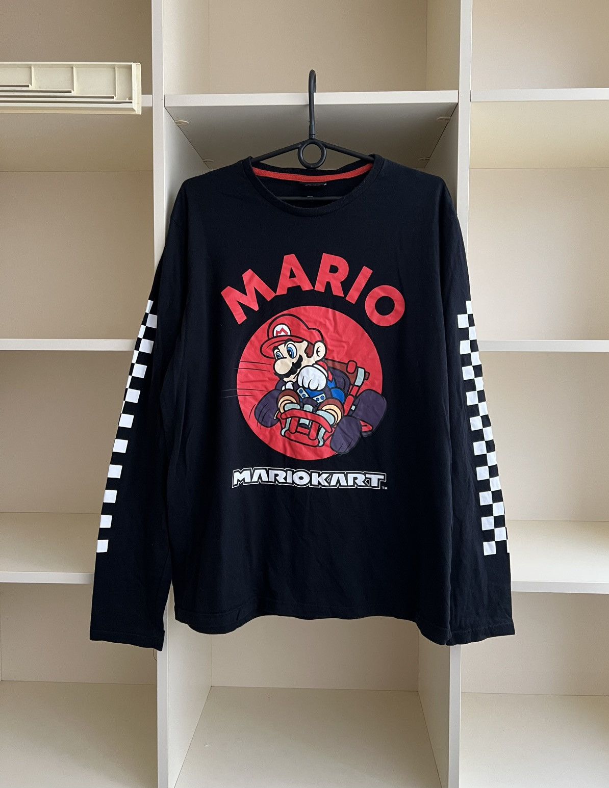Nintendo Super Mario Nintendo Long Sleeve Tee Games Movie Size US L / EU 52-54 / 3 - 1 Thumbnail