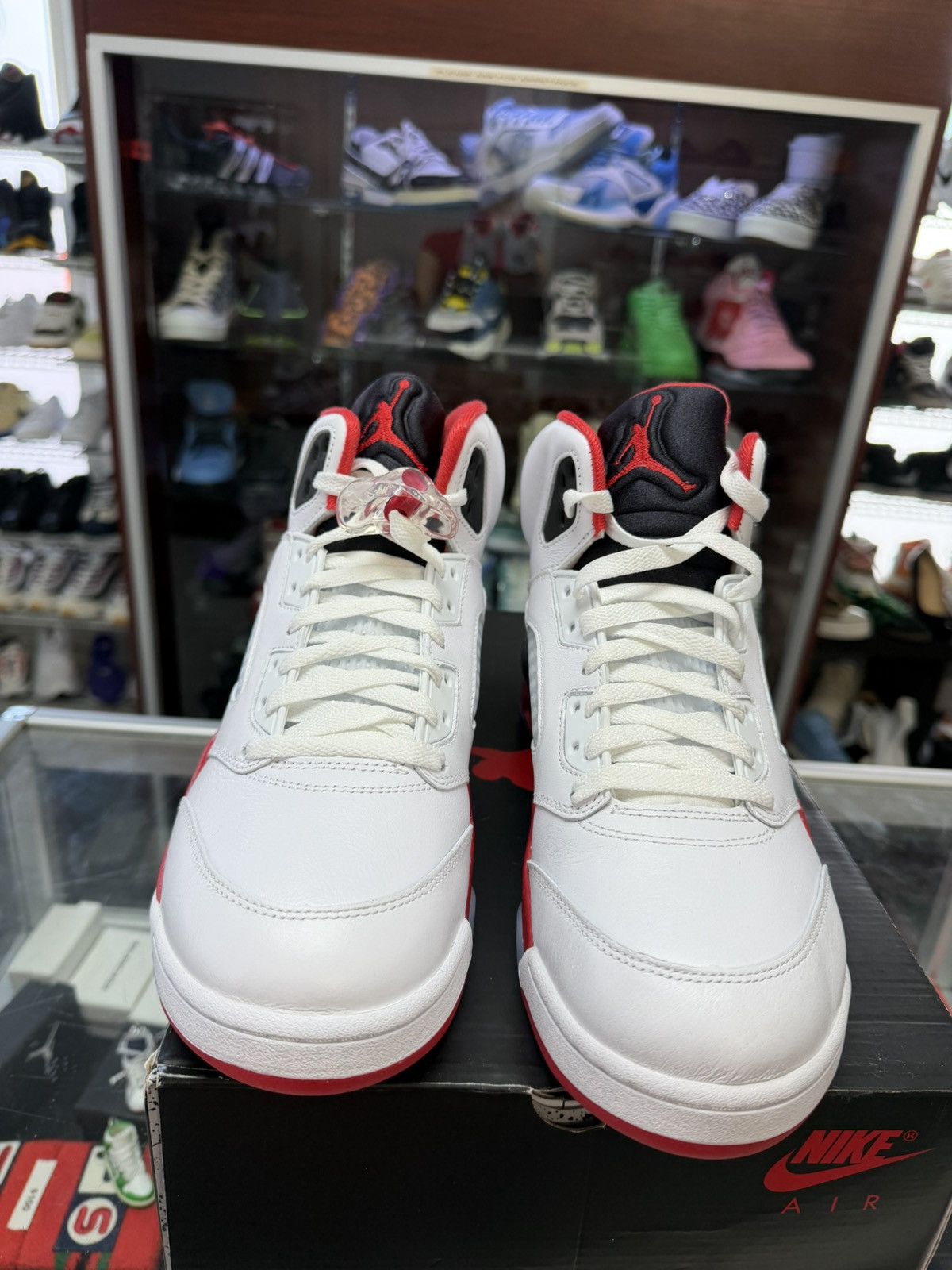 Jordan Brand Jordan 5 Retro ‘Fire Red’ Size US 10 / EU 43 - 5 Thumbnail