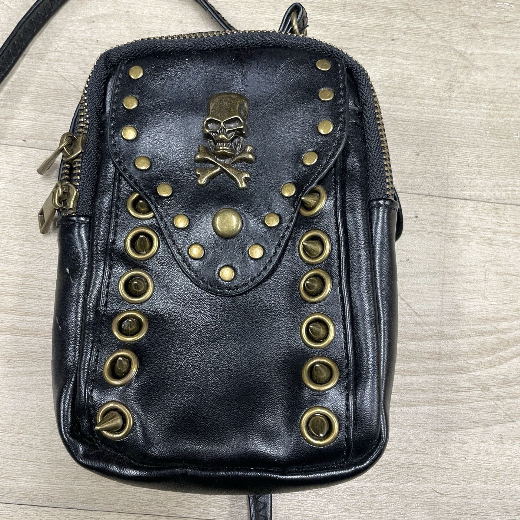Vintage Women Bag Skull Rivet Single Shoulder Mini Messenger Gothic Wallet Fashion Bag Size ONE SIZE - 2 Thumbnail