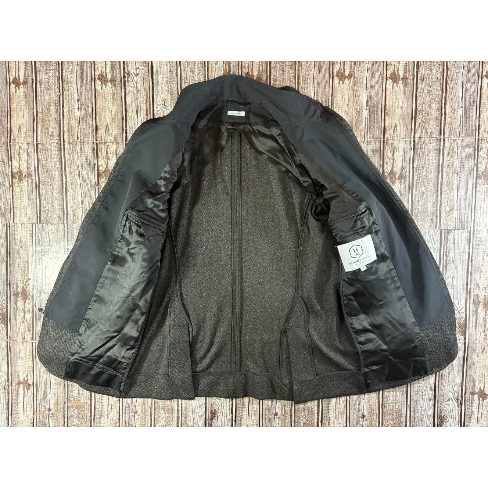 Norwegian Rain Norwegian Wool Herringbone Performance Blazer sz S NWOT colo Size US S / EU 44-46 / 1 - 7 Thumbnail