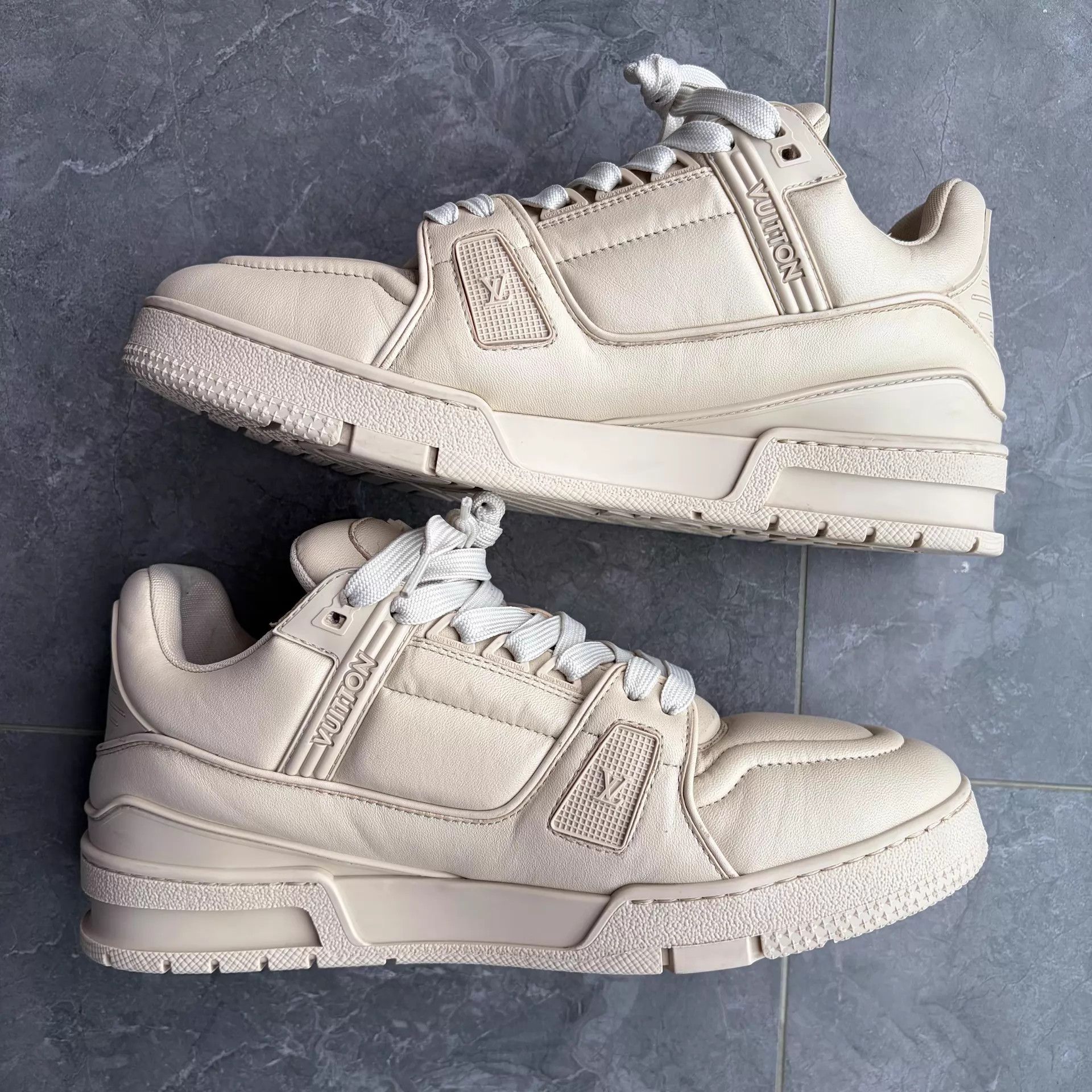 Louis Vuitton LV Trainer Off-White 41 Size US 8 / EU 41 - 5 Thumbnail