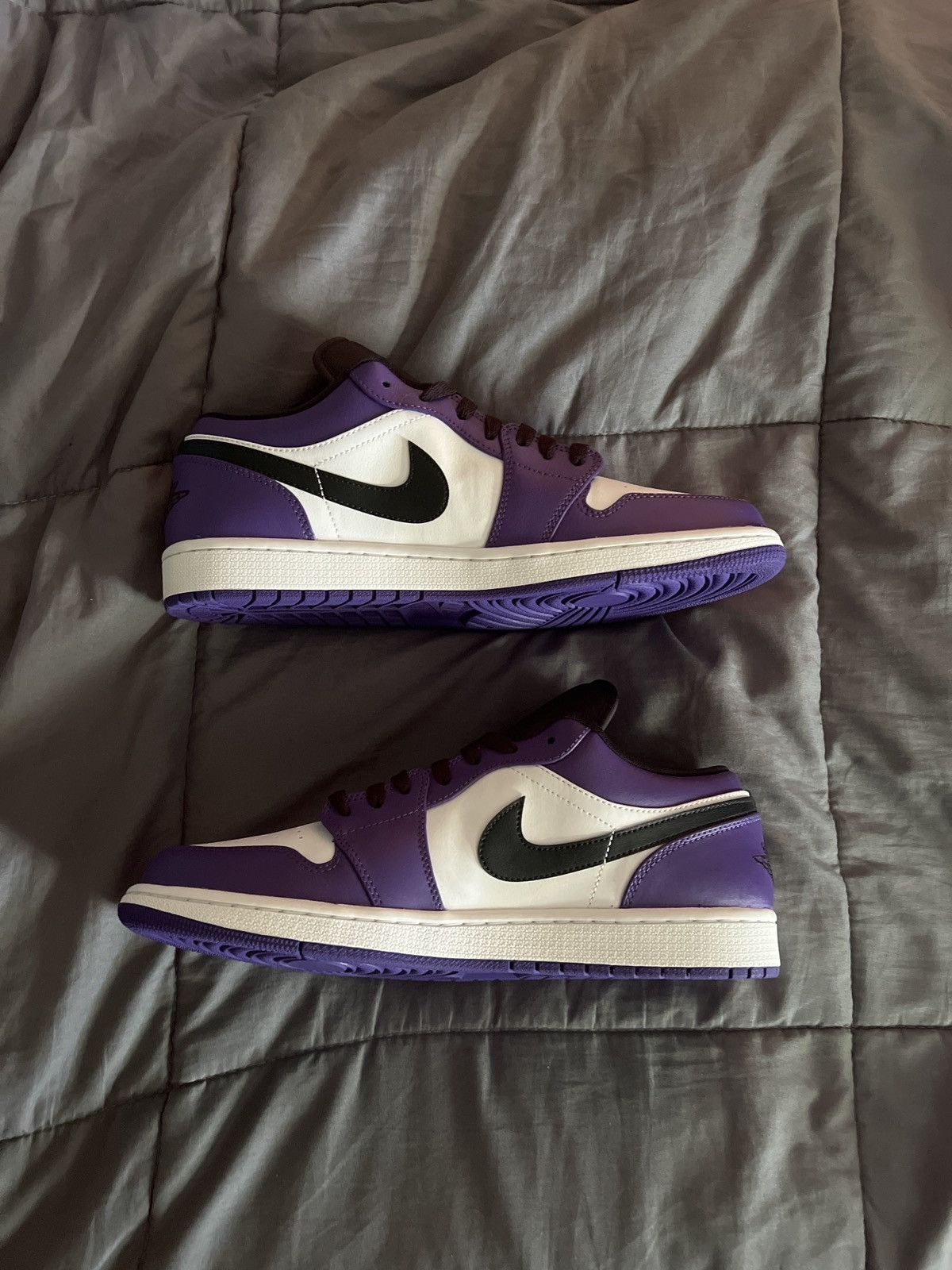 Jordan Brand Jordan 1 low “Court Purple” Size US 11 / EU 44 - 1 Thumbnail